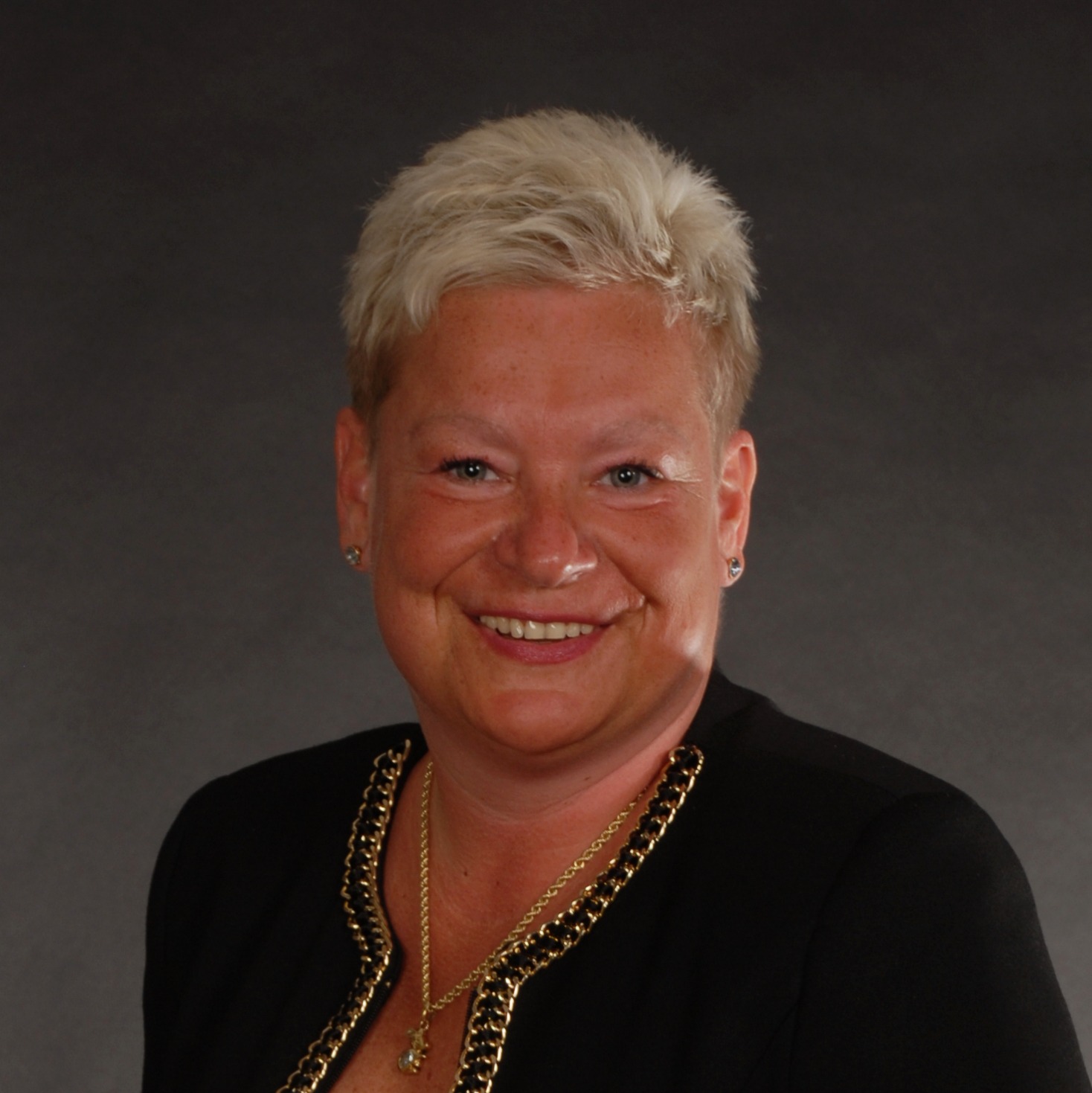Allianz Versicherung Caroline-Ann Roggan Berlin - Sandra Perrin