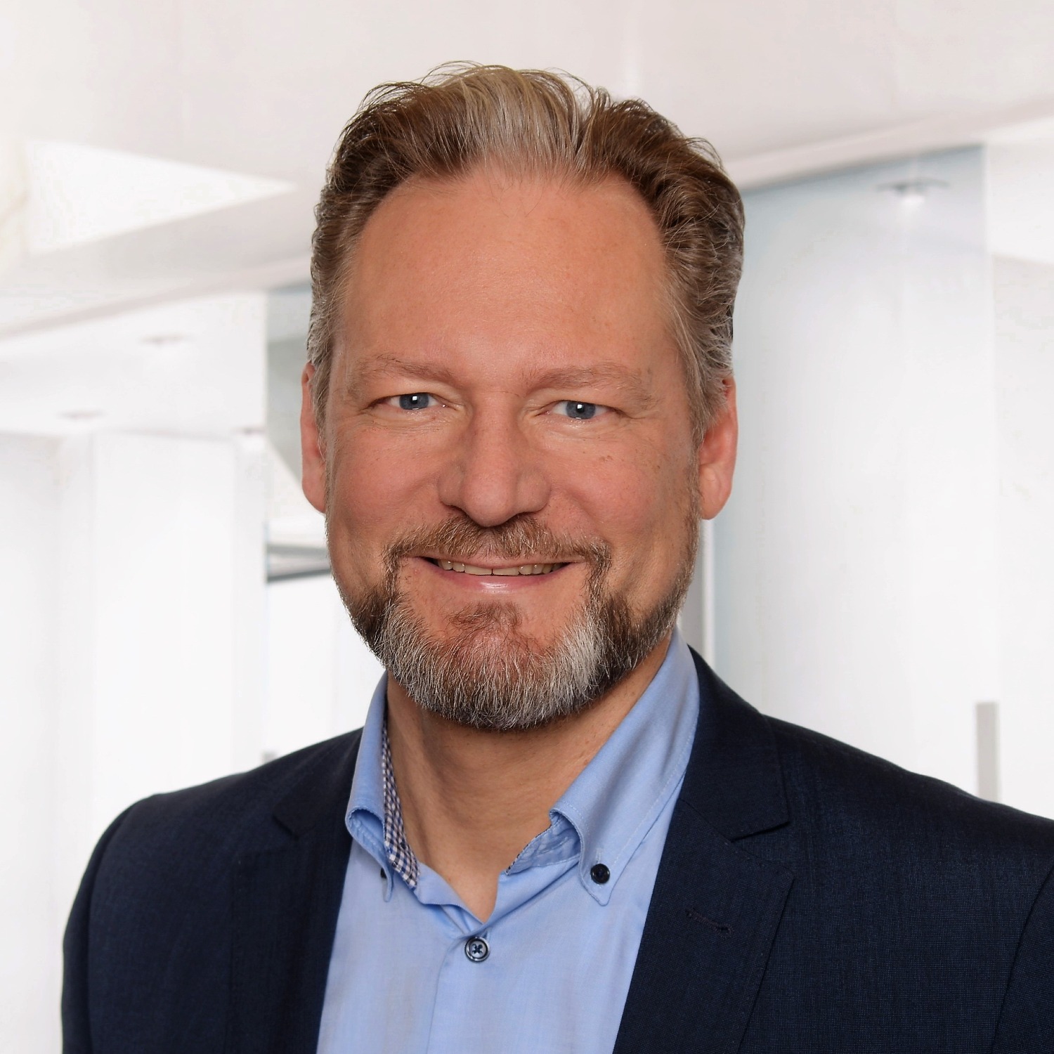 Allianz Versicherung Castell Vers.Dienst GmbH und Co.KG Würzburg - Michael Pröstler