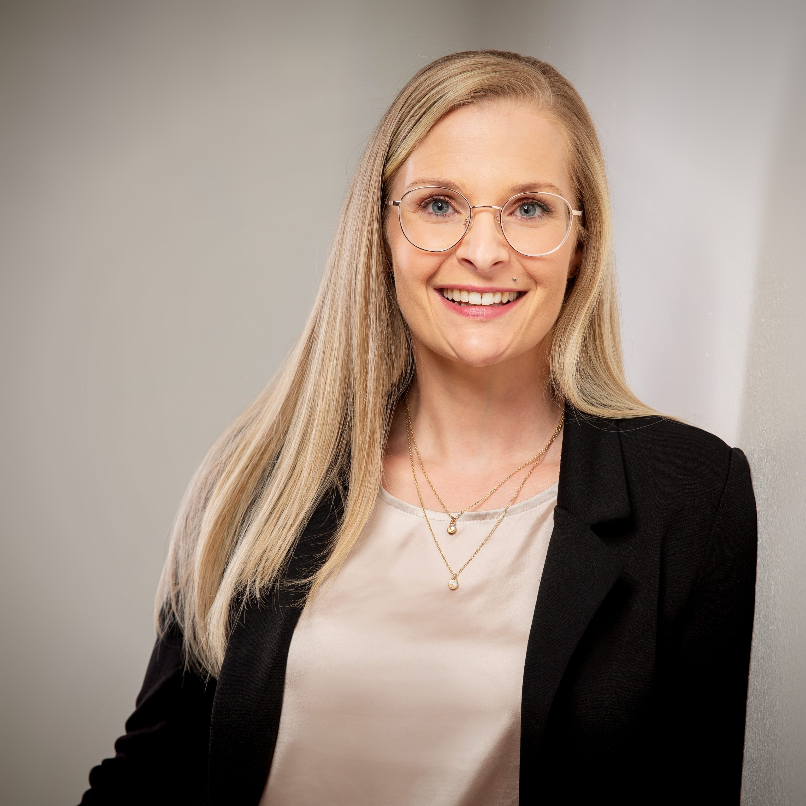 Allianz Versicherung Christin Weikard Weiden in der Oberpfalz - Christin Weikard Allianz Weiden