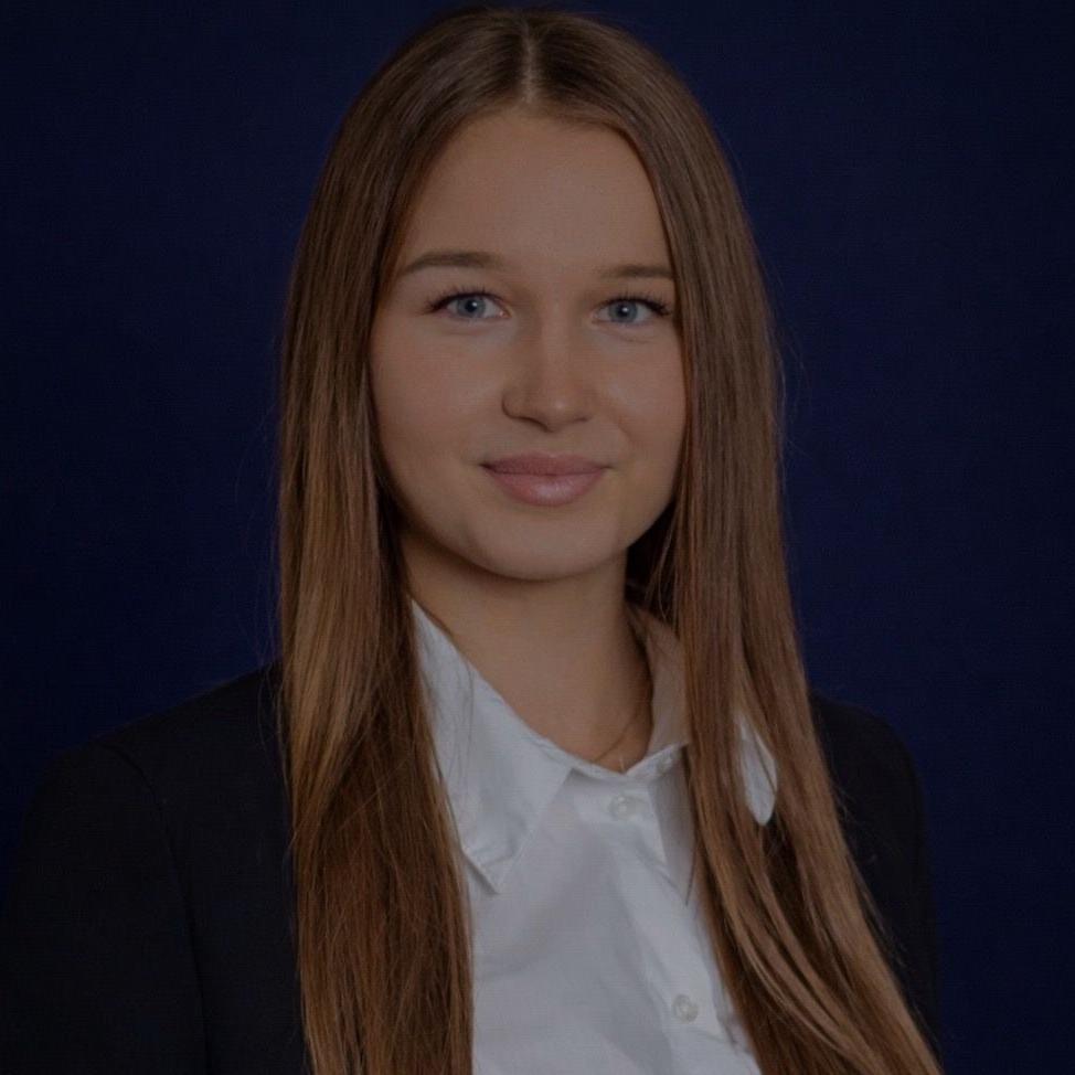 Allianz Versicherung Daniel Brasnic Baesweiler - Vertriebsassistentin Aliyah Elmali 