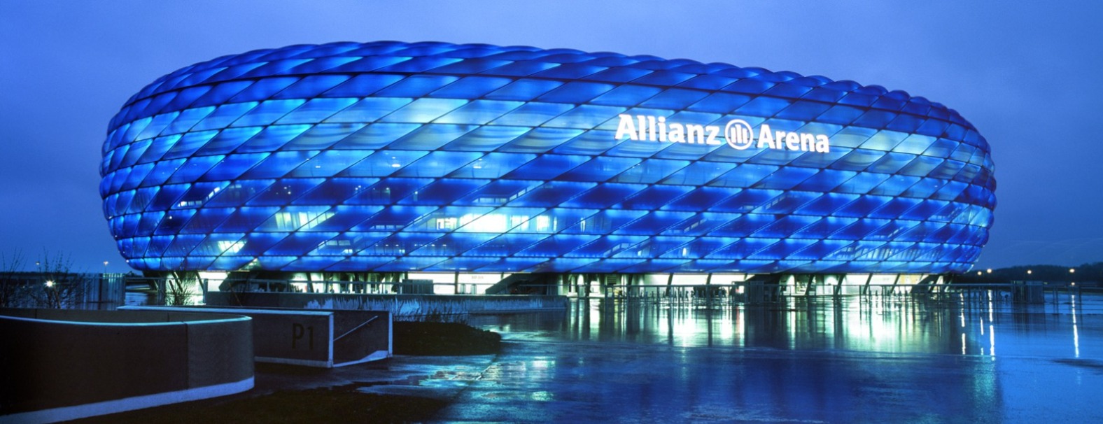 Allianz Versicherung Daniel Hiller Brandenburg - Allianz Arena