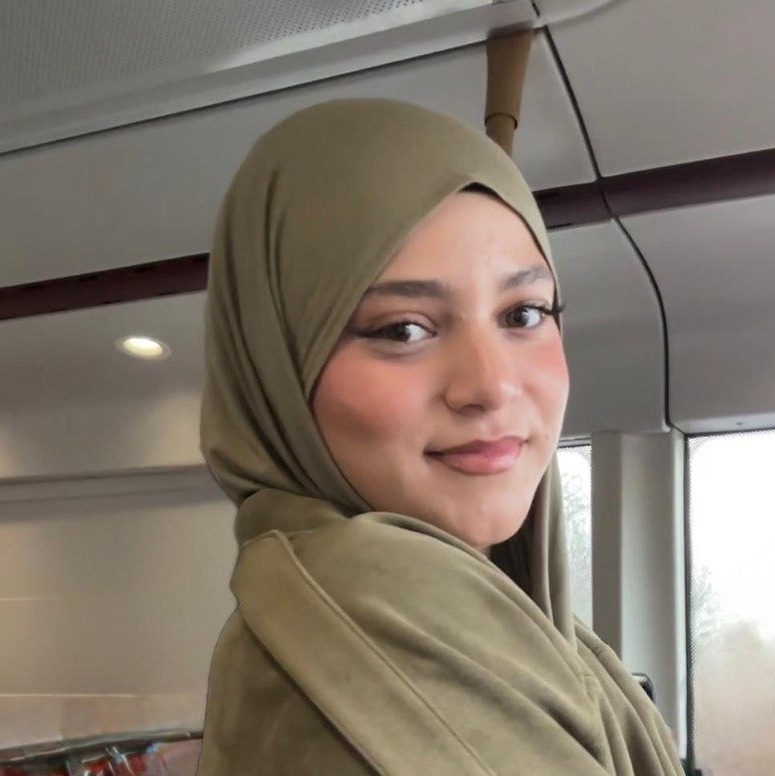 Allianz Versicherung Dennis Müller Berlin - Roller E-Scooter Rechtschutz Kfz-Versicherung Haus