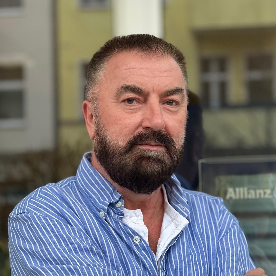 Allianz Versicherung Dennis Rülling Berlin - Wolfgang Köster