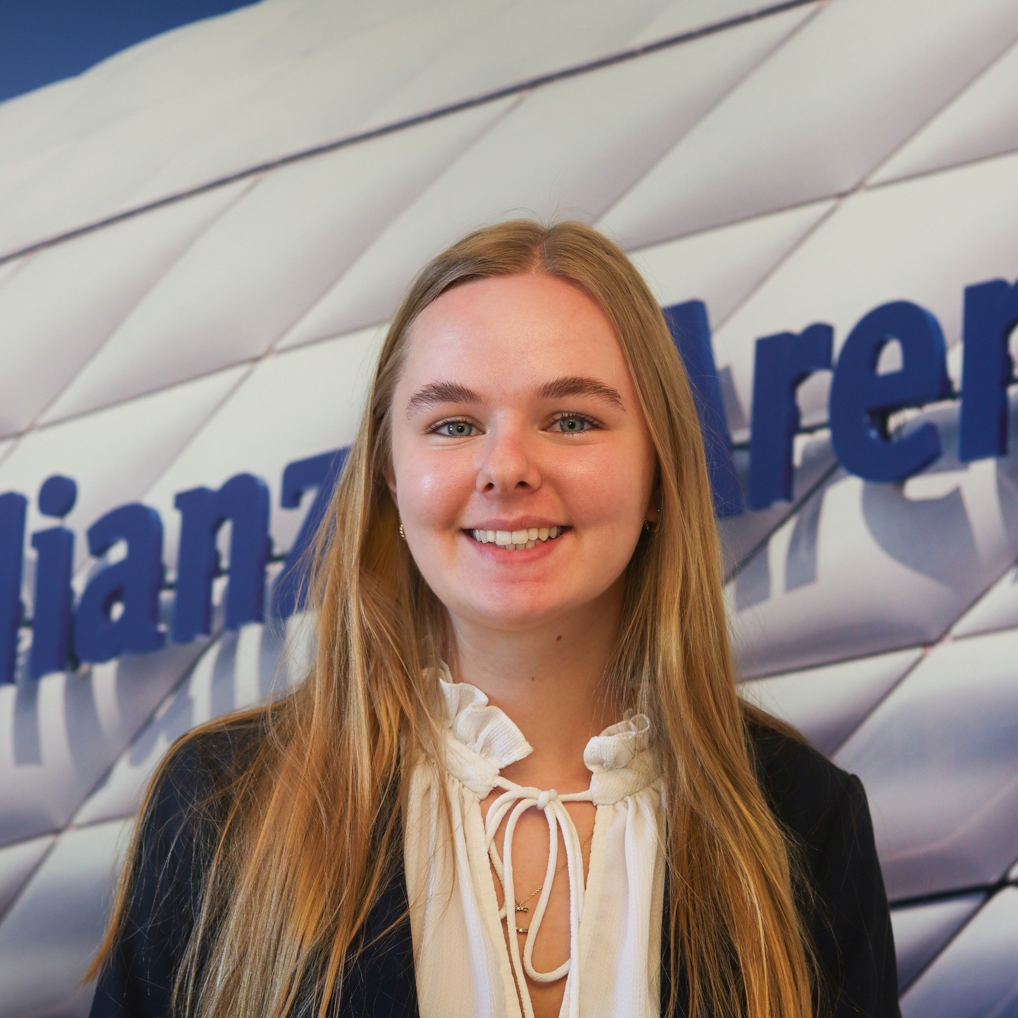 Allianz Versicherung Einhellig und Hoffmann OHG Pullach im Isartal - Charlotte Einhellig