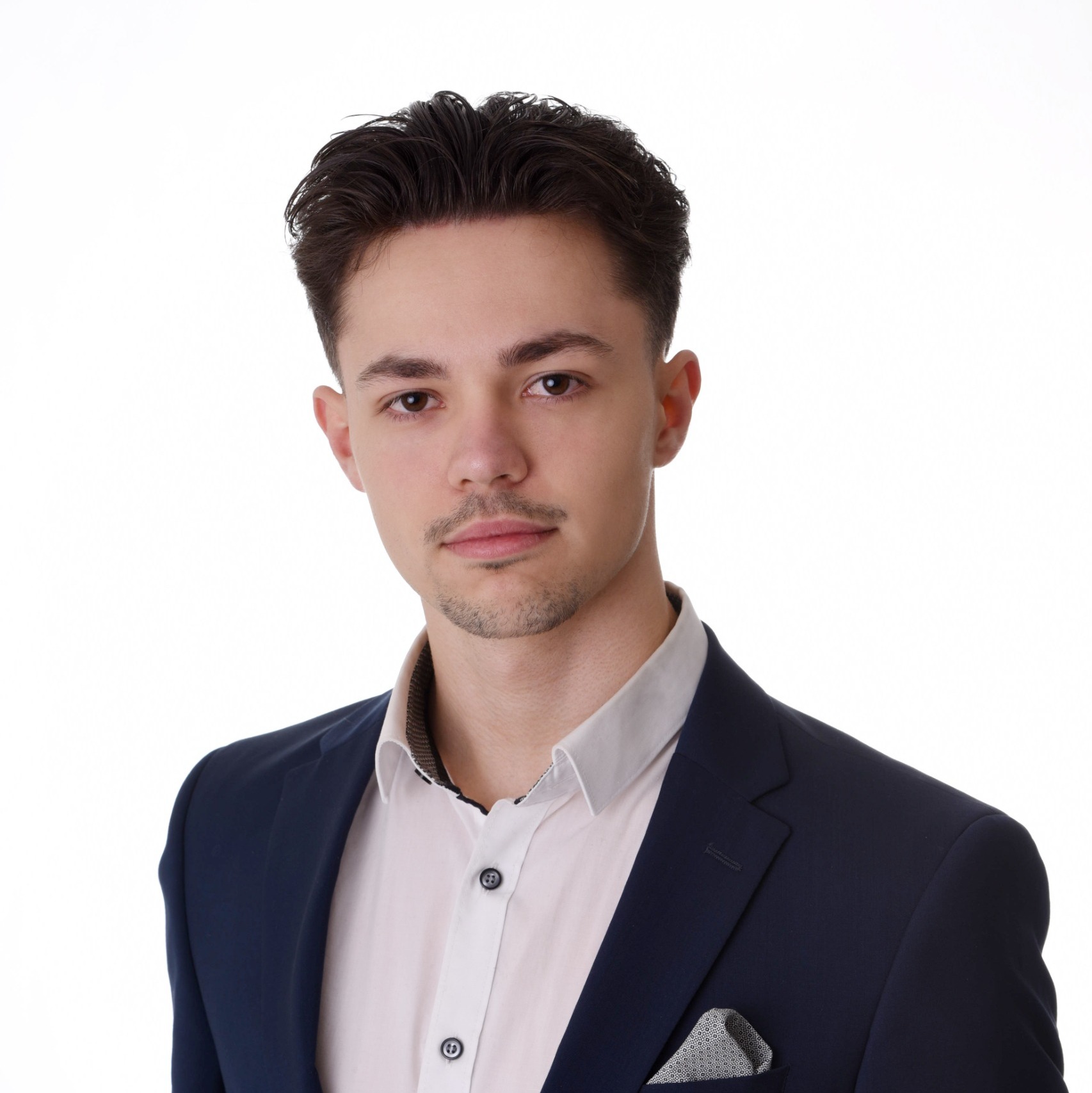 Allianz Versicherung Konstantin Erhardt Friesenheim - Edvin Hirsch