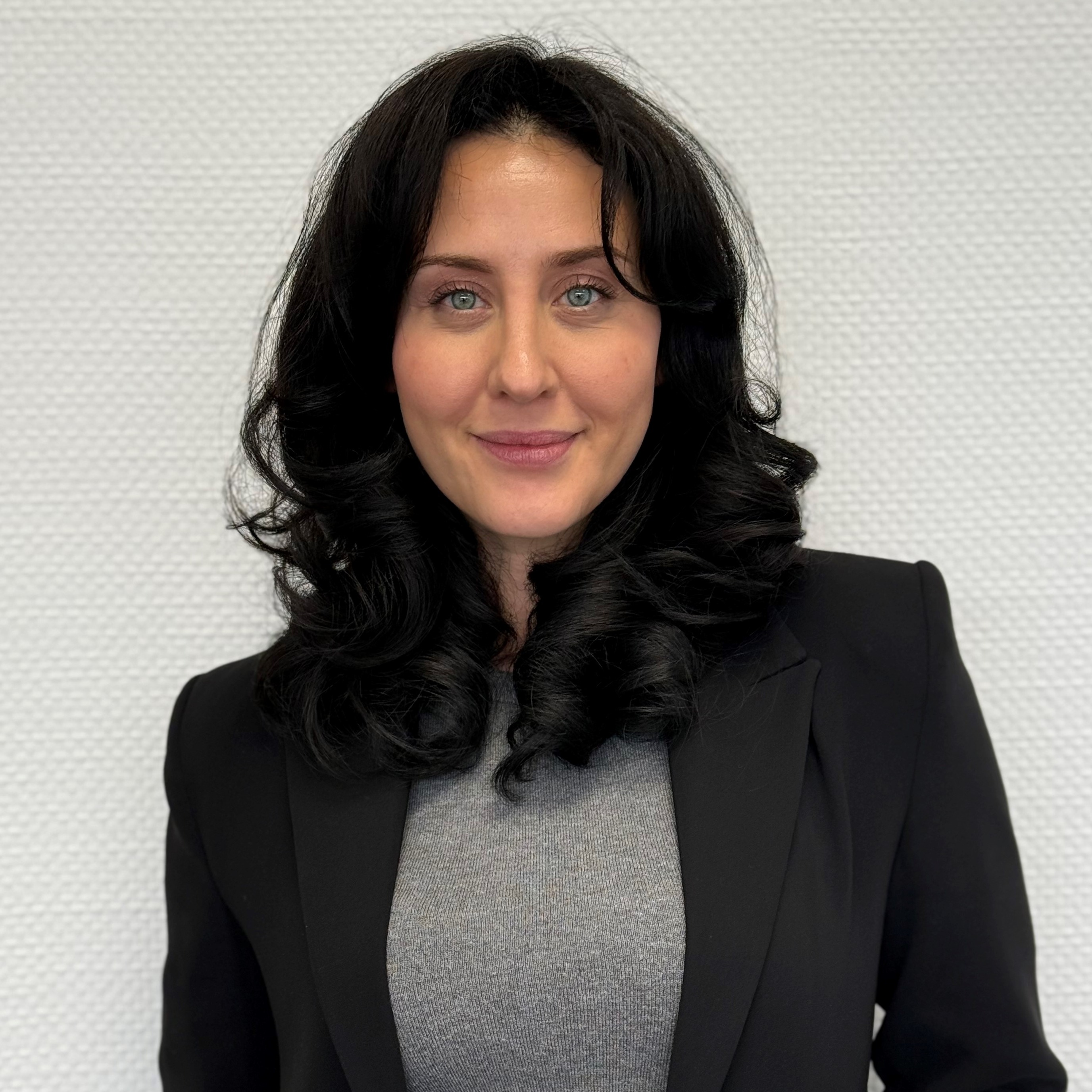 Mary Allianz Versicherung Ertürk und Kubas OHG Krefeld - Mary