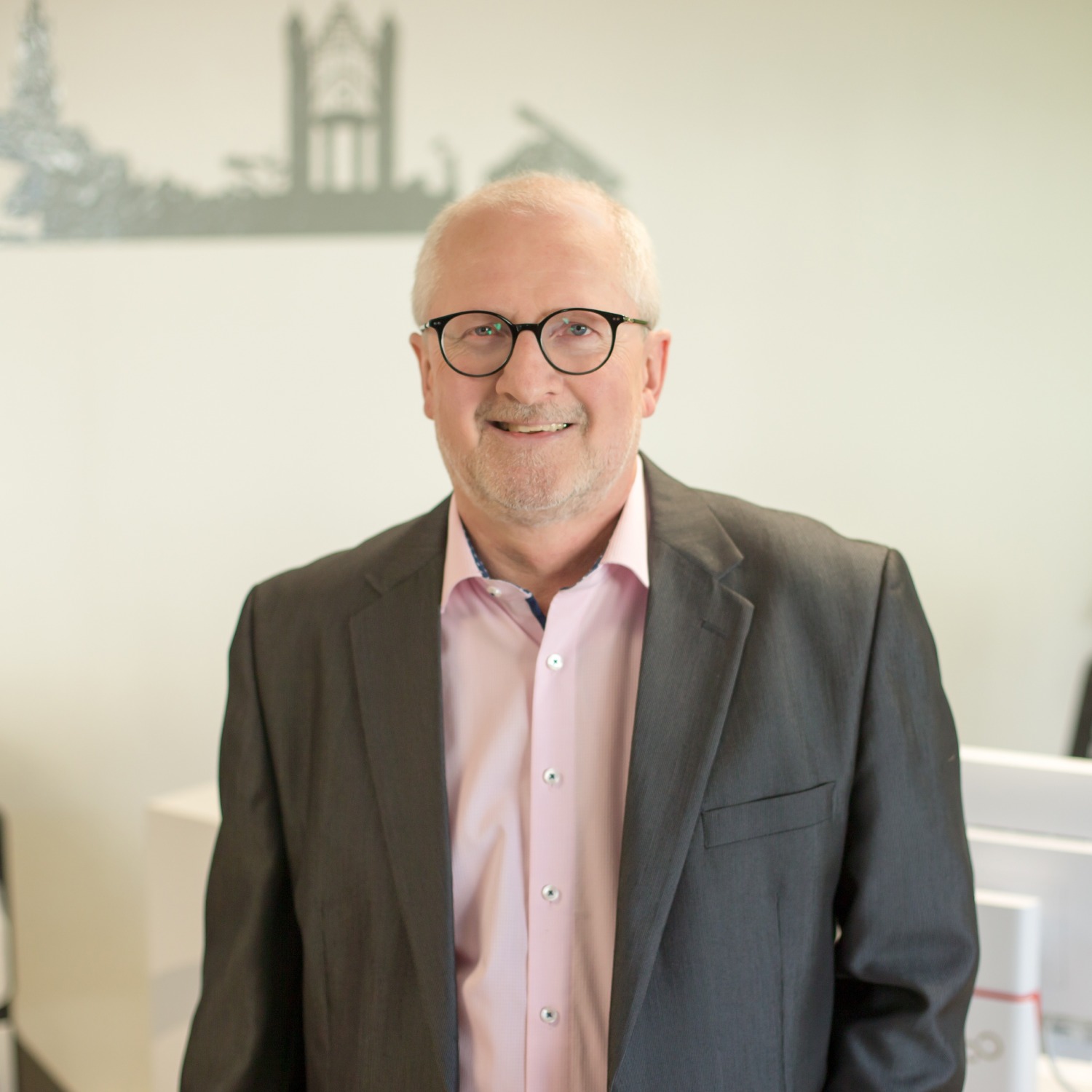 Allianz Versicherung Falco Hübner Potsdam - Jan-Henrik Mader