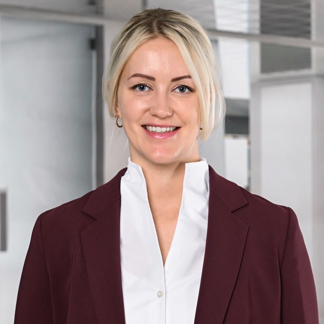 Allianz Versicherung Fink OHG Essen - Michelle Beltau
