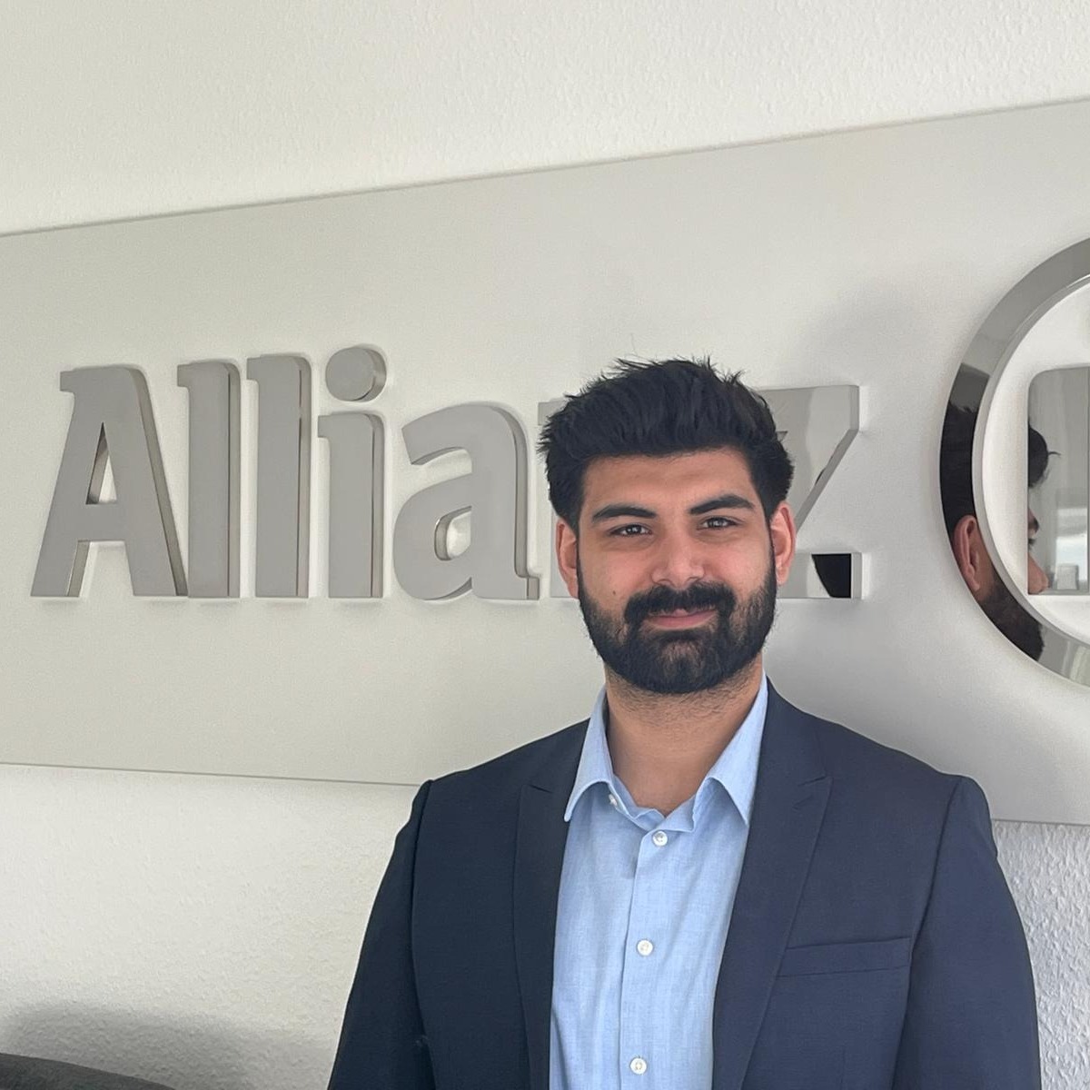 Allianz Versicherung Göksel Topcu Leonberg - Mert Dogan