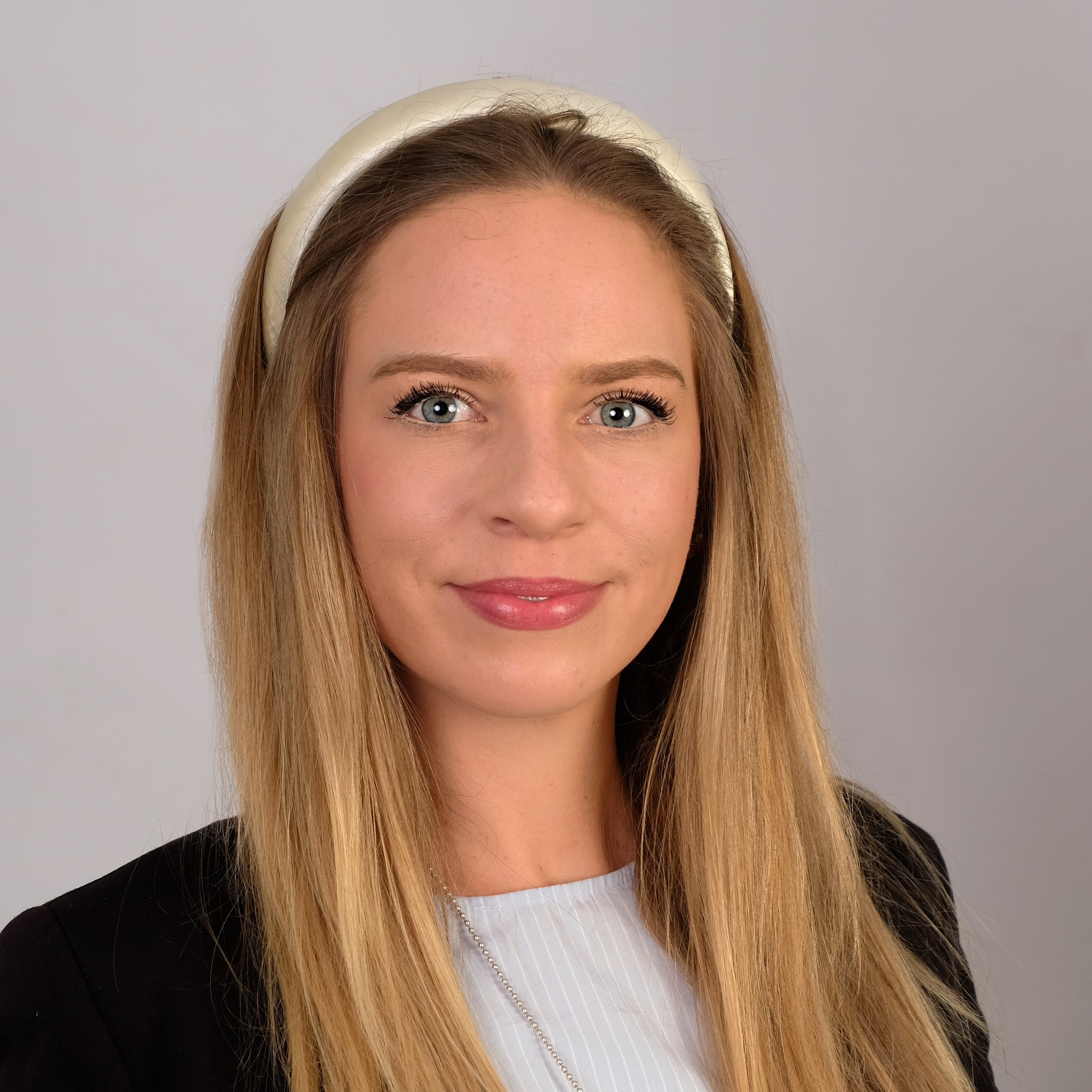 Allianz Versicherung Gökhan Buran München - Jennifer Koudelka