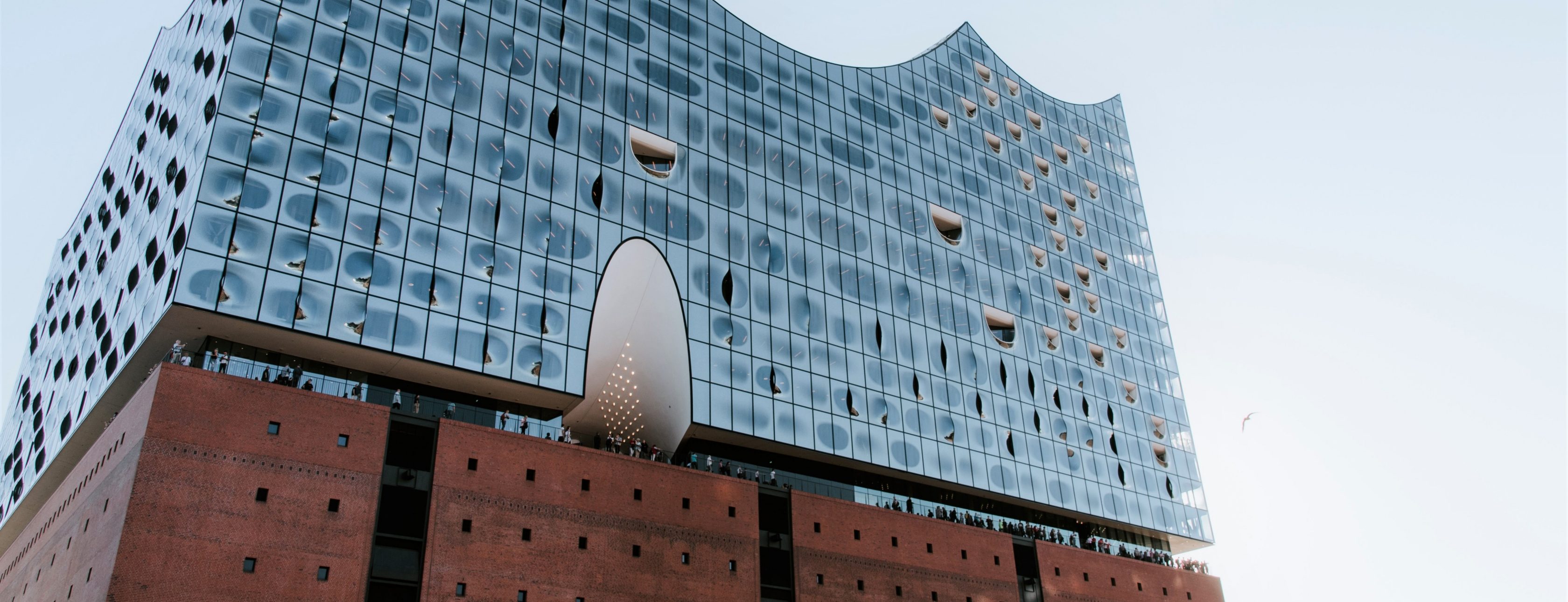 Allianz Versicherung HPJ HafenCity OHG Hamburg - HafenCity Brokers
