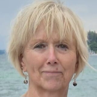 Allianz Versicherung Helmut Amesreiter e.K. Unterhaching - Ingrid Nürnberger