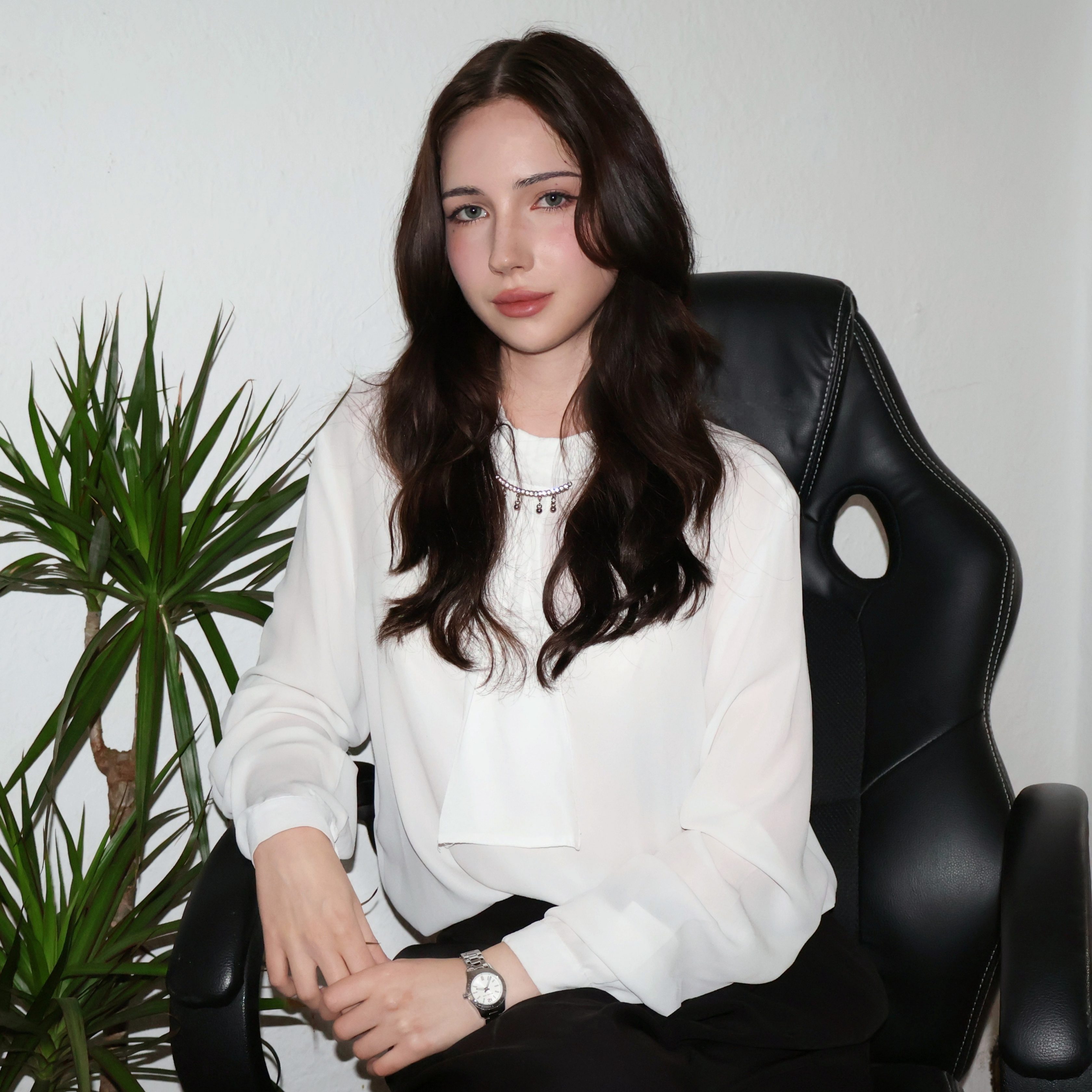 Allianz Versicherung Holger Rettschlag Berlin - Uliana Ruzhynska Auszubildende