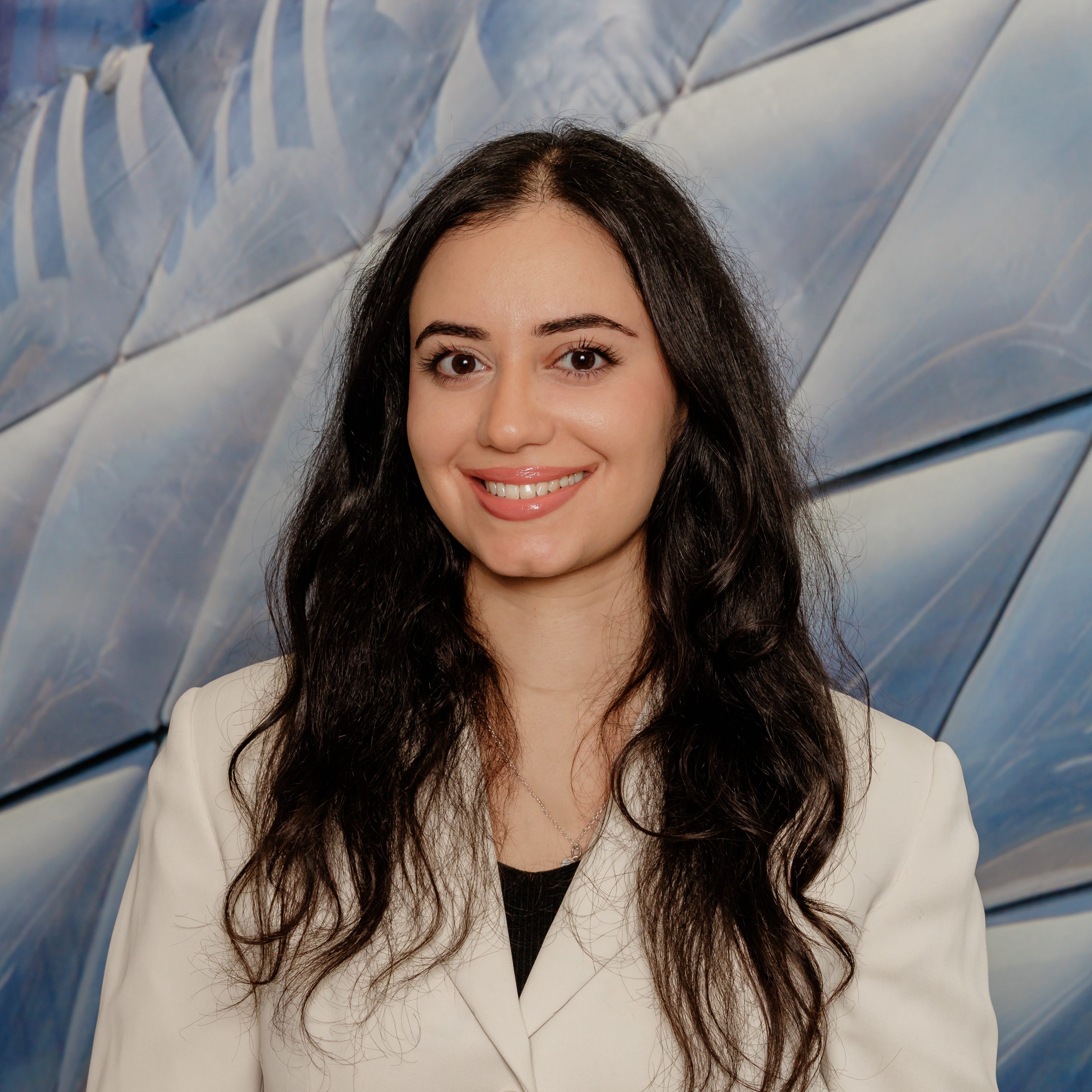 Allianz Versicherung Hontschik und Hontschik Stefan Hontschik e.K. München - Aylin  Demiriz - Kundenberaterin