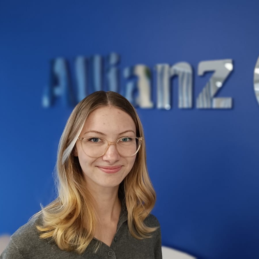 Allianz Versicherung Hofmann OHG Großschirma - Zoe Gyuricza