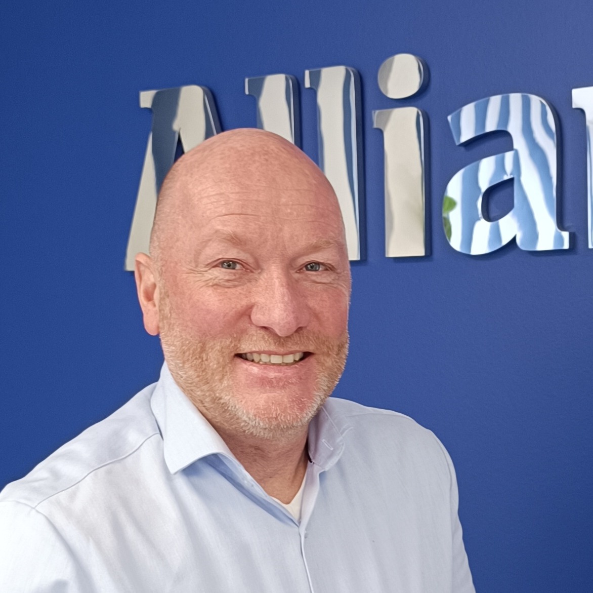 Allianz Versicherung Hofmann OHG Großschirma - Uwe Hofmann