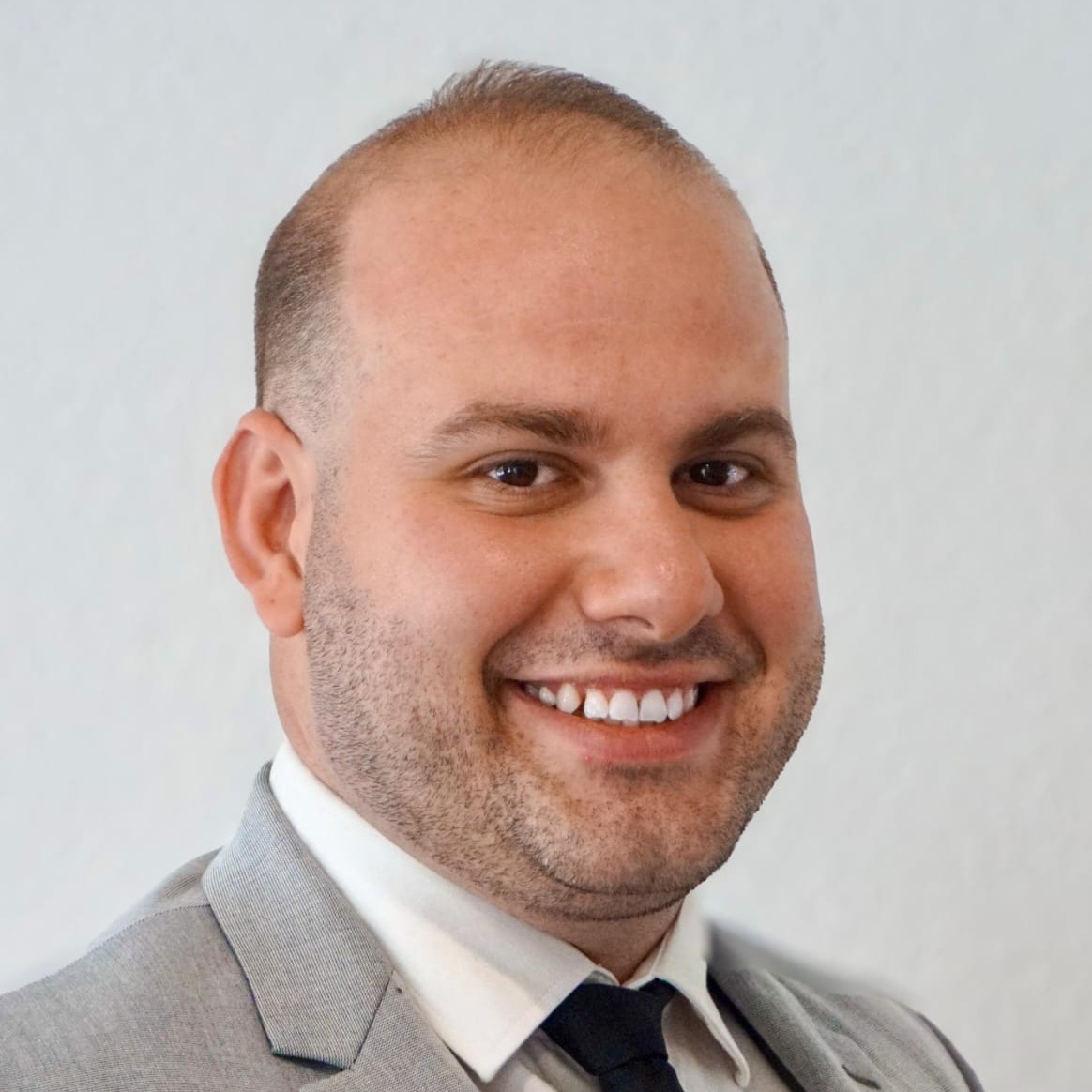 Allianz Versicherung Emanuel Isaak Weil der Stadt - Mario Kobkyn IHK geprüfter Versicherungsfachmann