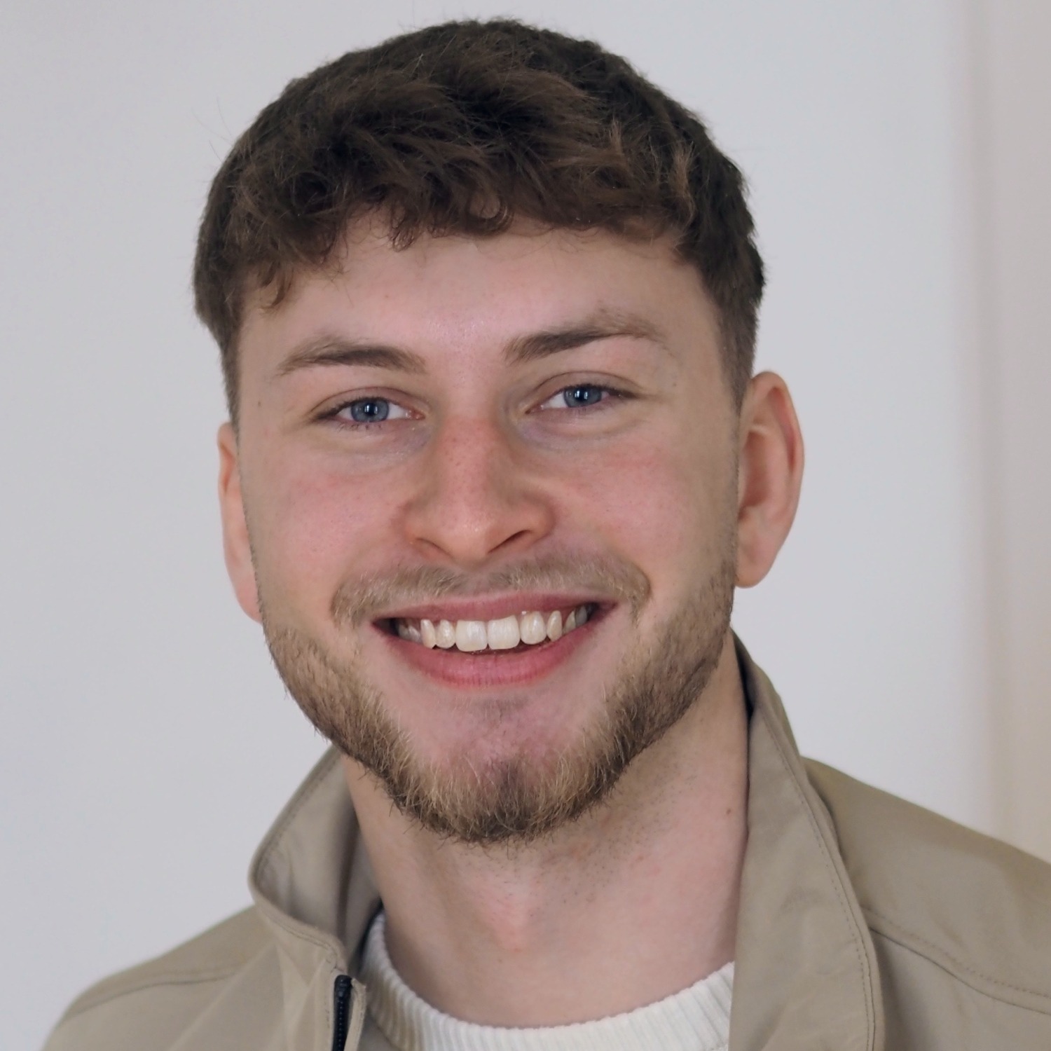 Allianz Versicherung Dipl.-Ing.Franziska Keil Oettingen in Bayern - Unfall,Leben,Sach,KUS,Zahnzusatz,Tier,Hund,BU,KFZ