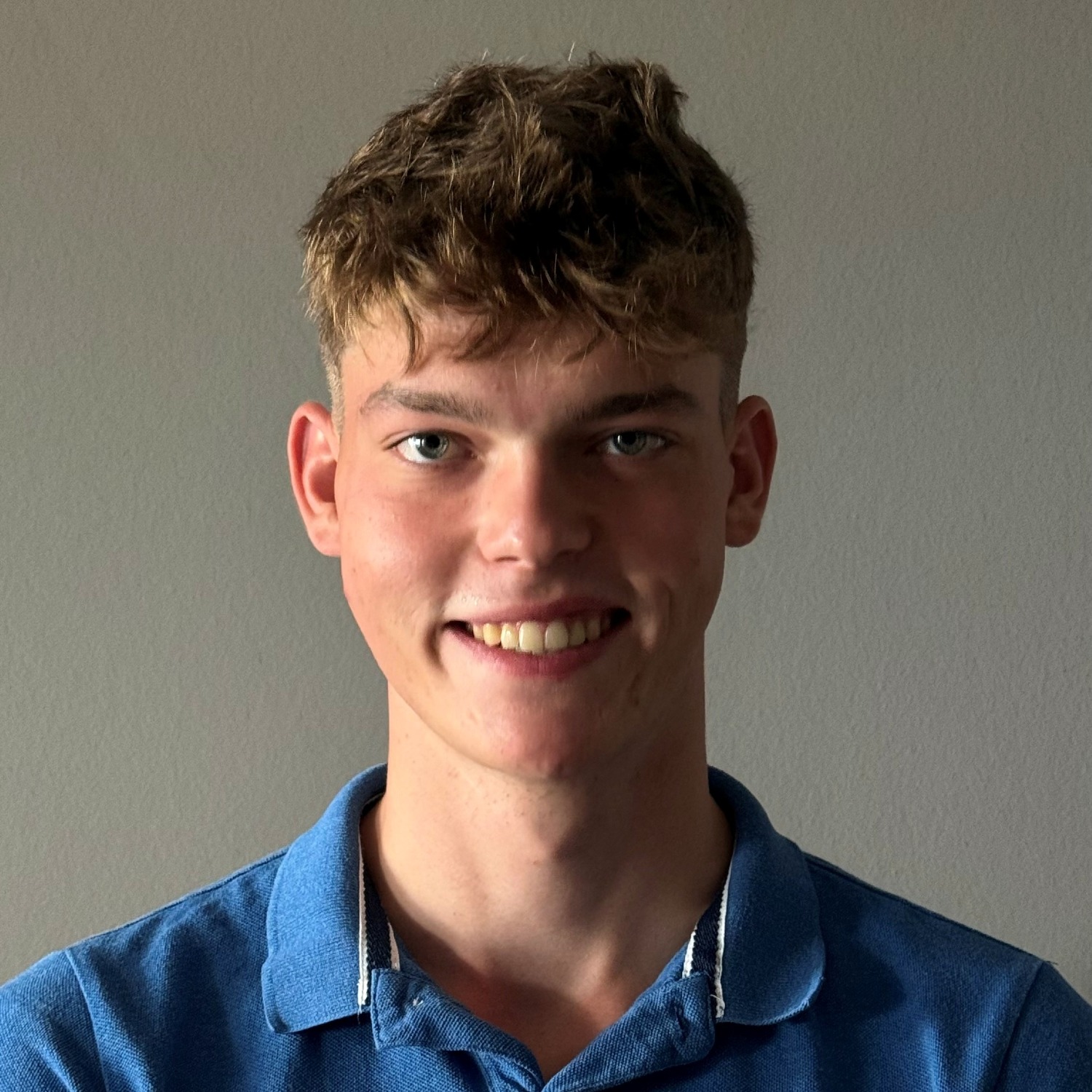 Allianz Versicherung Martin Wesener Bad Vilbel - Jahrespraktikant Auszubildender Azubi