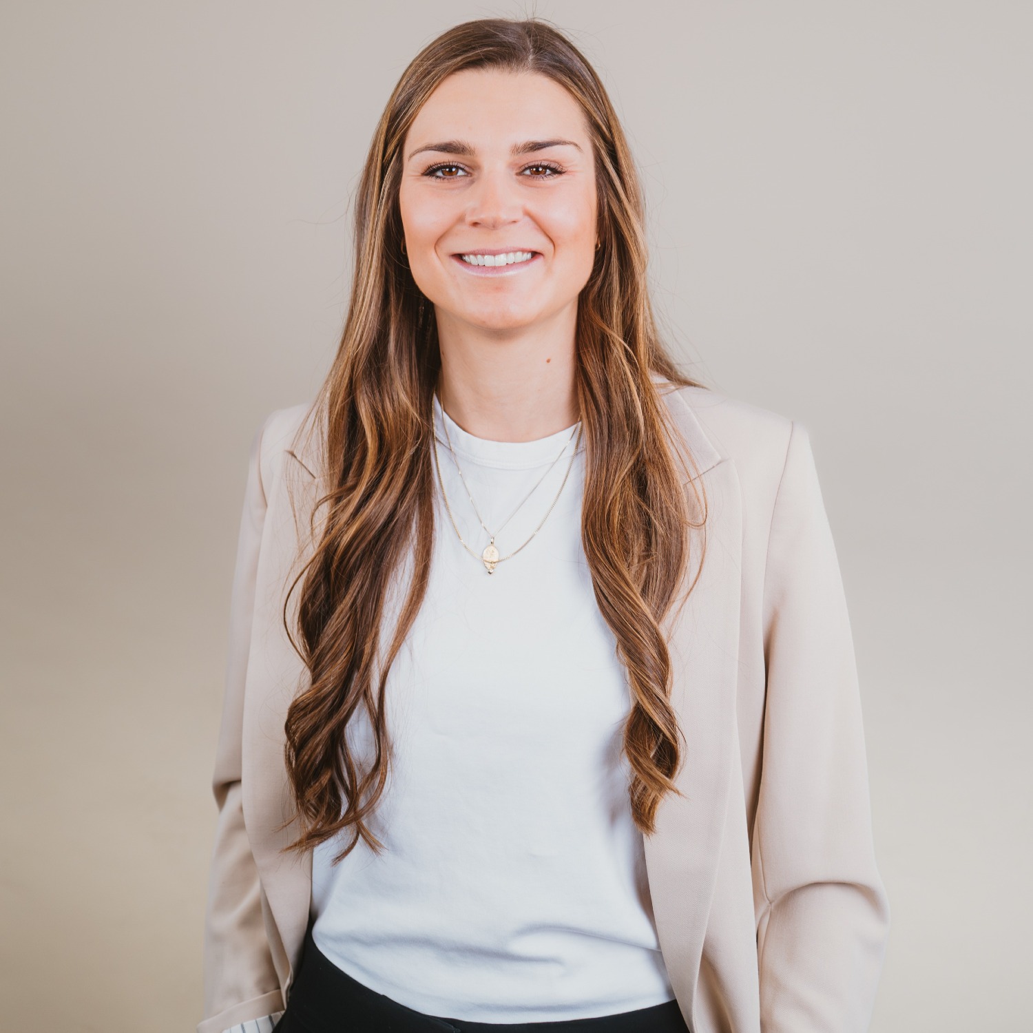 Allianz Versicherung Julia Vogginger Garmisch-Partenk. - Agenturinhaberin Julia Vogginger