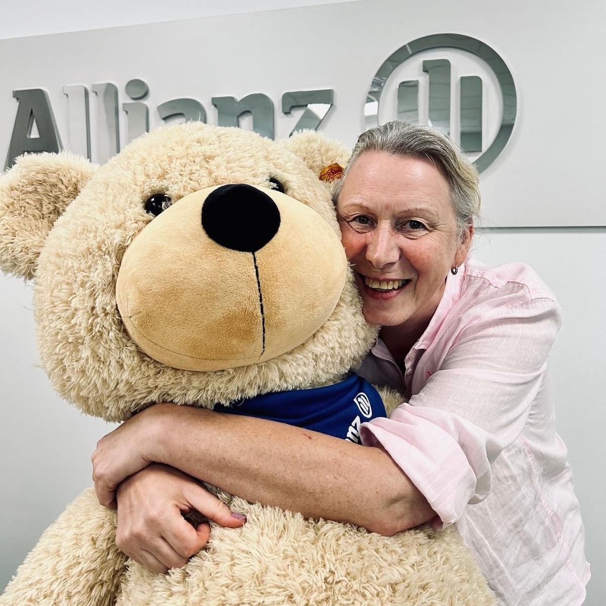 Allianz Versicherung Jakobs und Kröger OHG Berlin - Liane Büroleiung Allianz Jakobs und Kröger