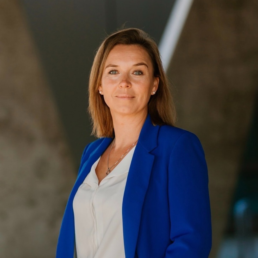 Allianz Versicherung Jana Mikosch Halle Saale - Agenturinhaberin Jana Mikosch