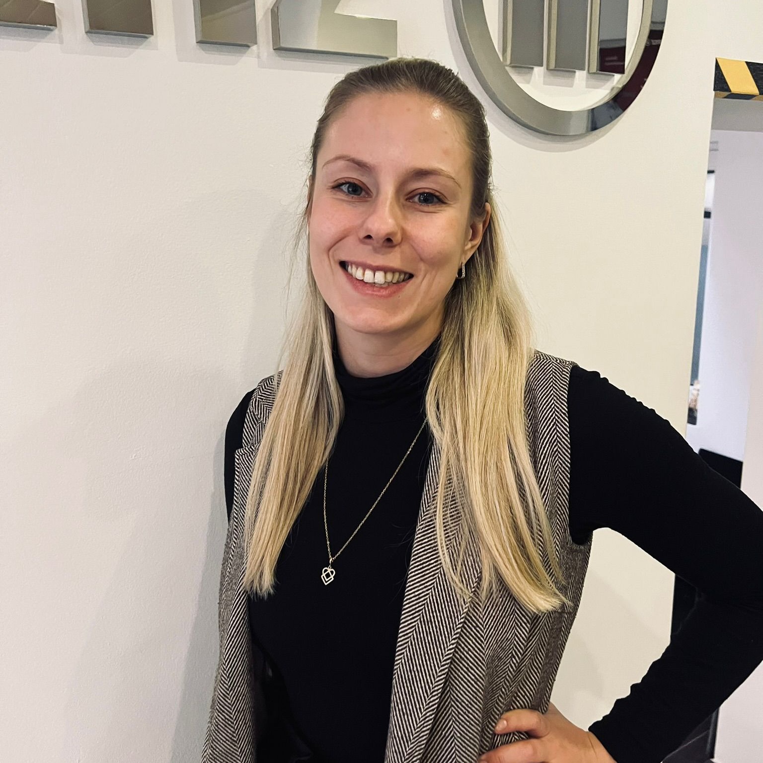 Allianz Versicherung Janine Nehlsen-Cassau Jübar - Allianz Agenturinhaberin Janine Nehlsen
