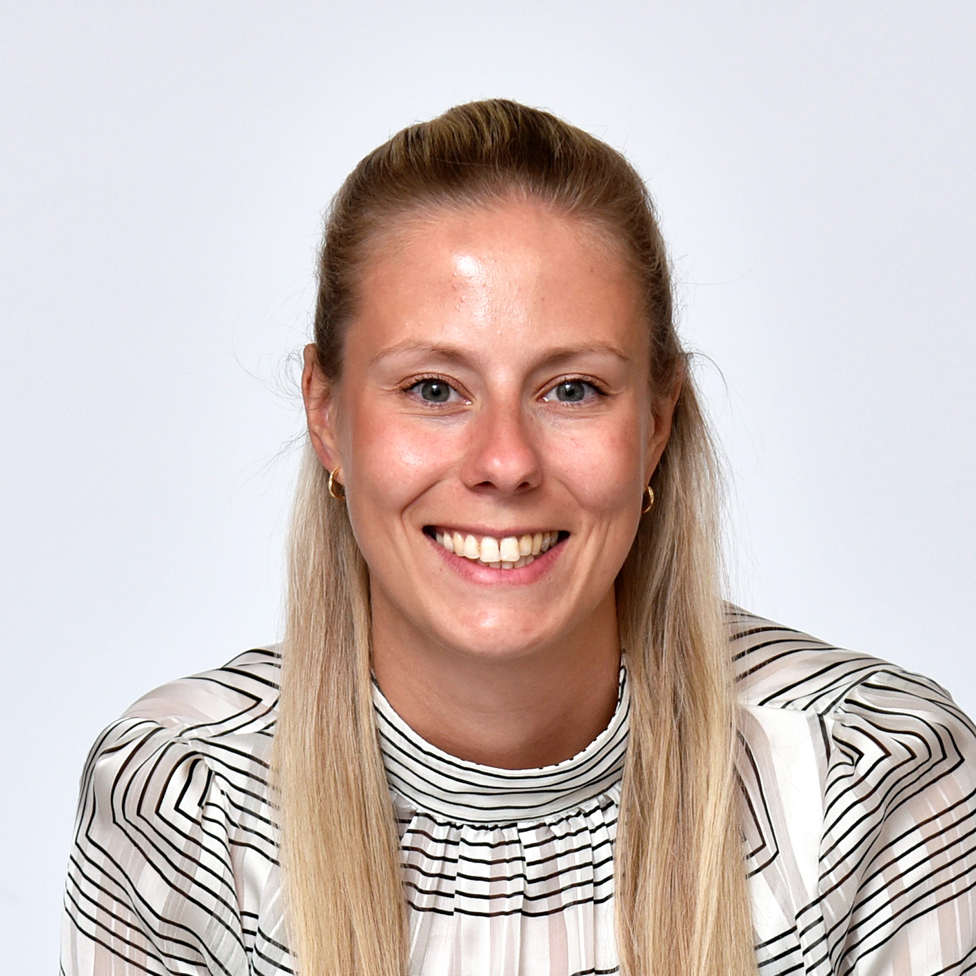Allianz Versicherung Janine Nehlsen-Cassau Jübar - Allianz Agenturinhaberin Janine Nehlsen-Cassau