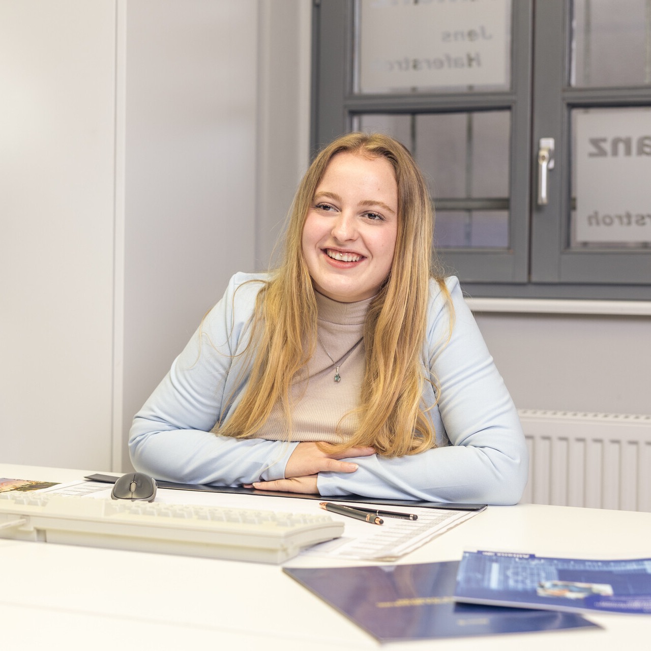 Allianz Versicherung Jens Haferstroh Zeitz - Versicherung Zeitz Tierkrankenexpertin