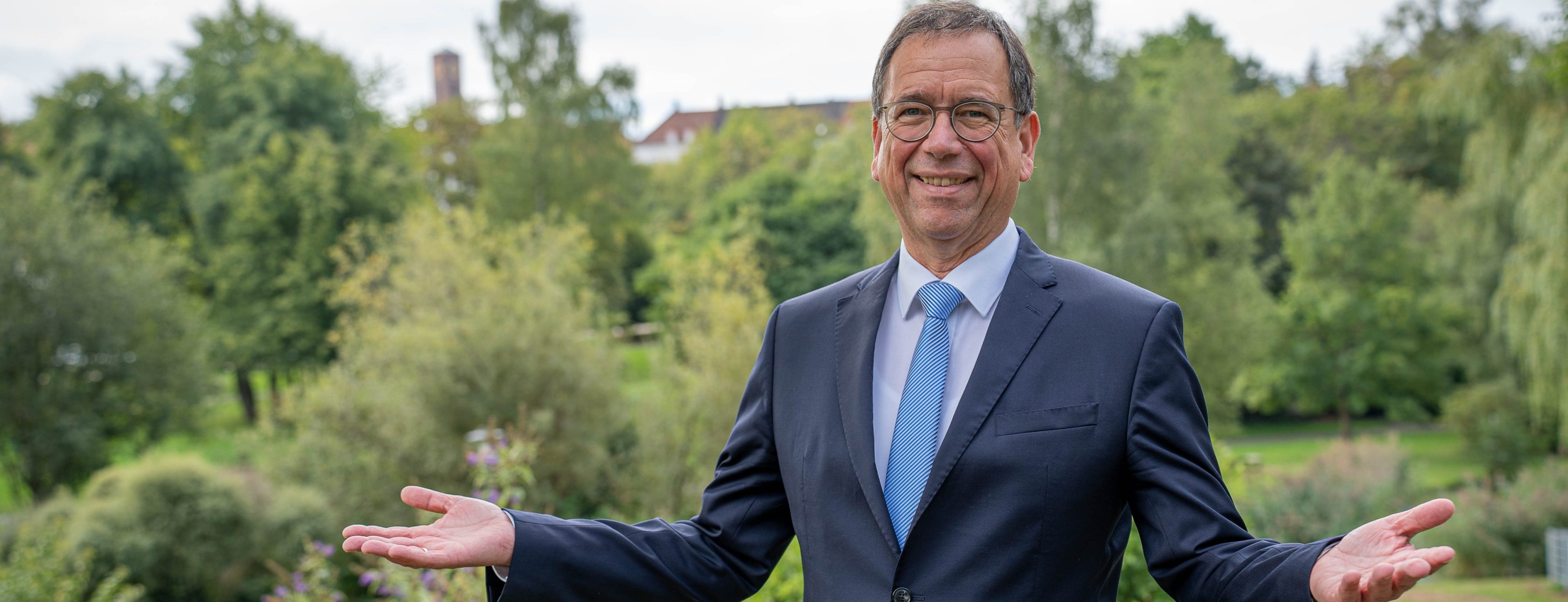 Allianz Versicherung Klaus Jochen Henn Hornbach - kundenorientiert, neugierig, nachhaltig