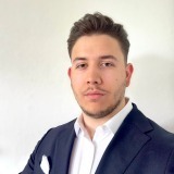 Allianz Versicherung Julia Schnell Berlin - Andres Nowak