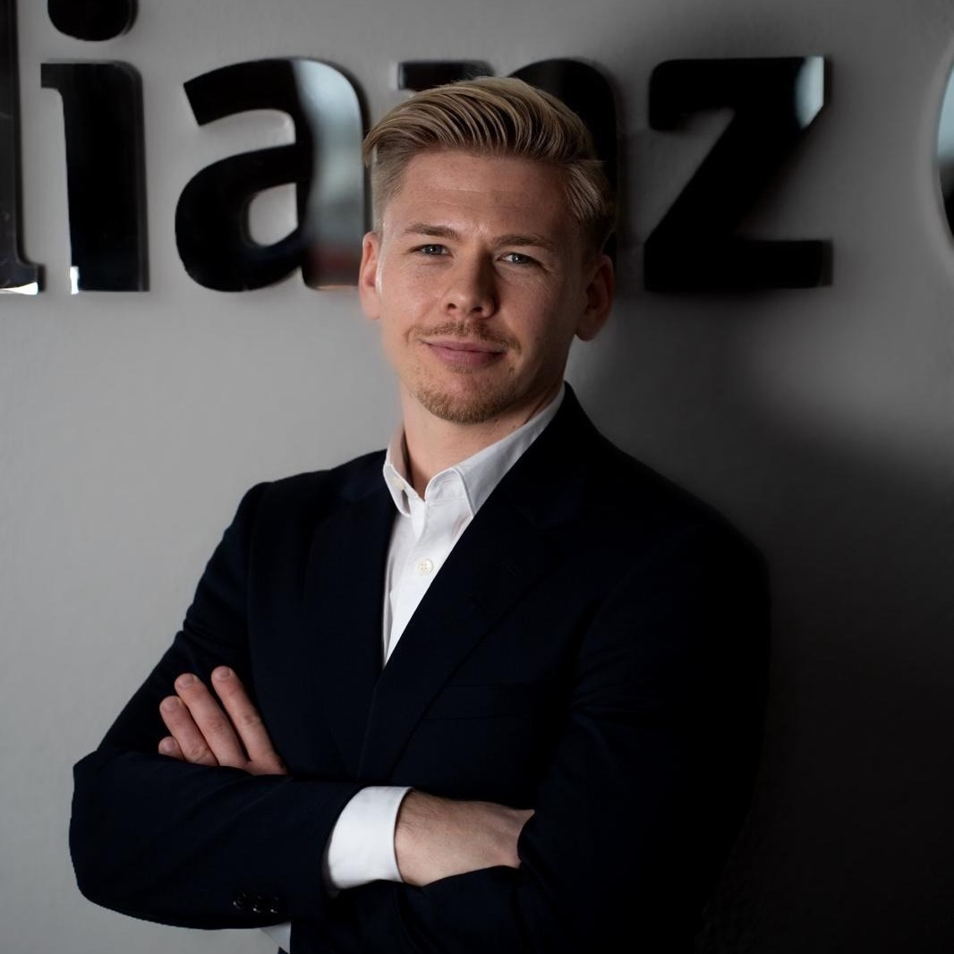 Allianz Versicherung Kiyak und Parlak OHG Berlin - Sean Franz