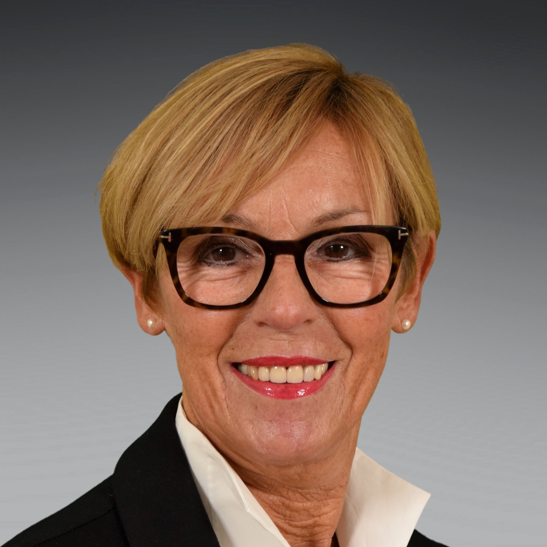 Allianz Versicherung Kristina Schrod Bad König - Petra Auerswald