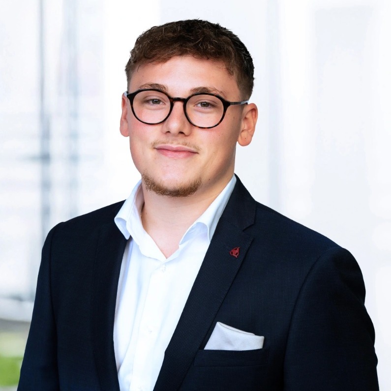Allianz Versicherung David Patrick Kundler Berlin - Justus Hosch