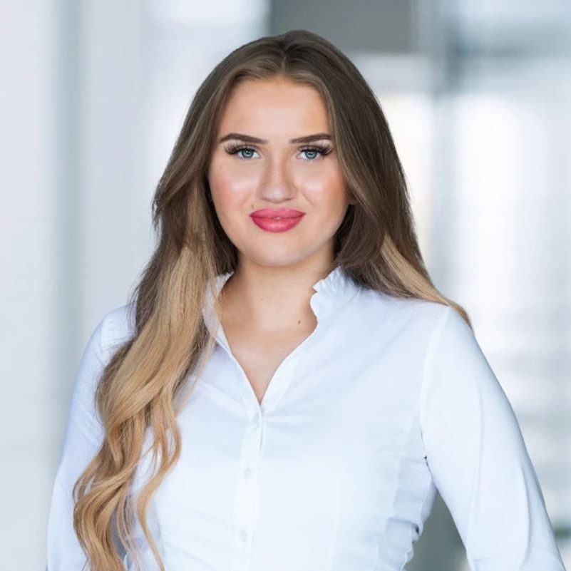 Allianz Versicherung David Patrick Kundler Berlin - Carina Bluhm