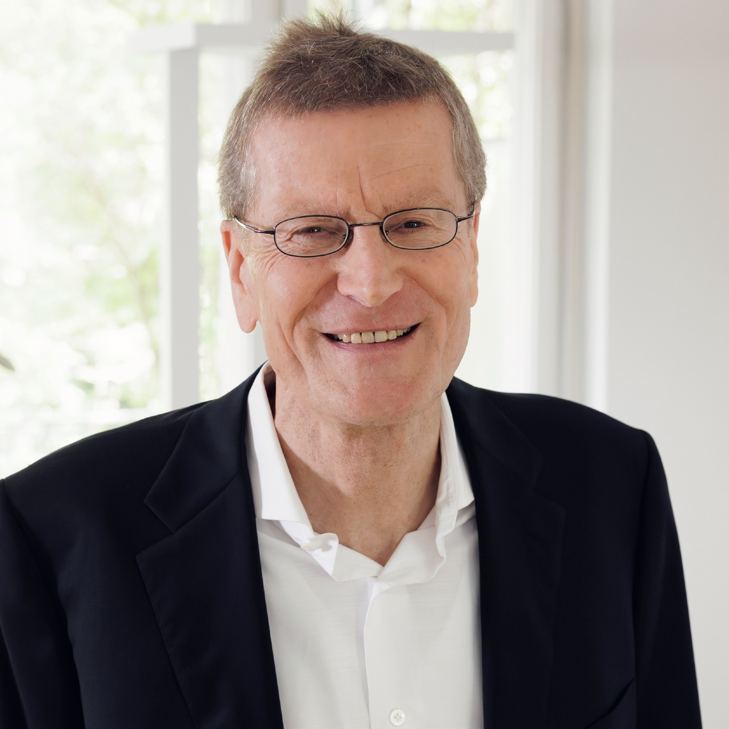Allianz Versicherung Lennart Joos München - Alexander Straub