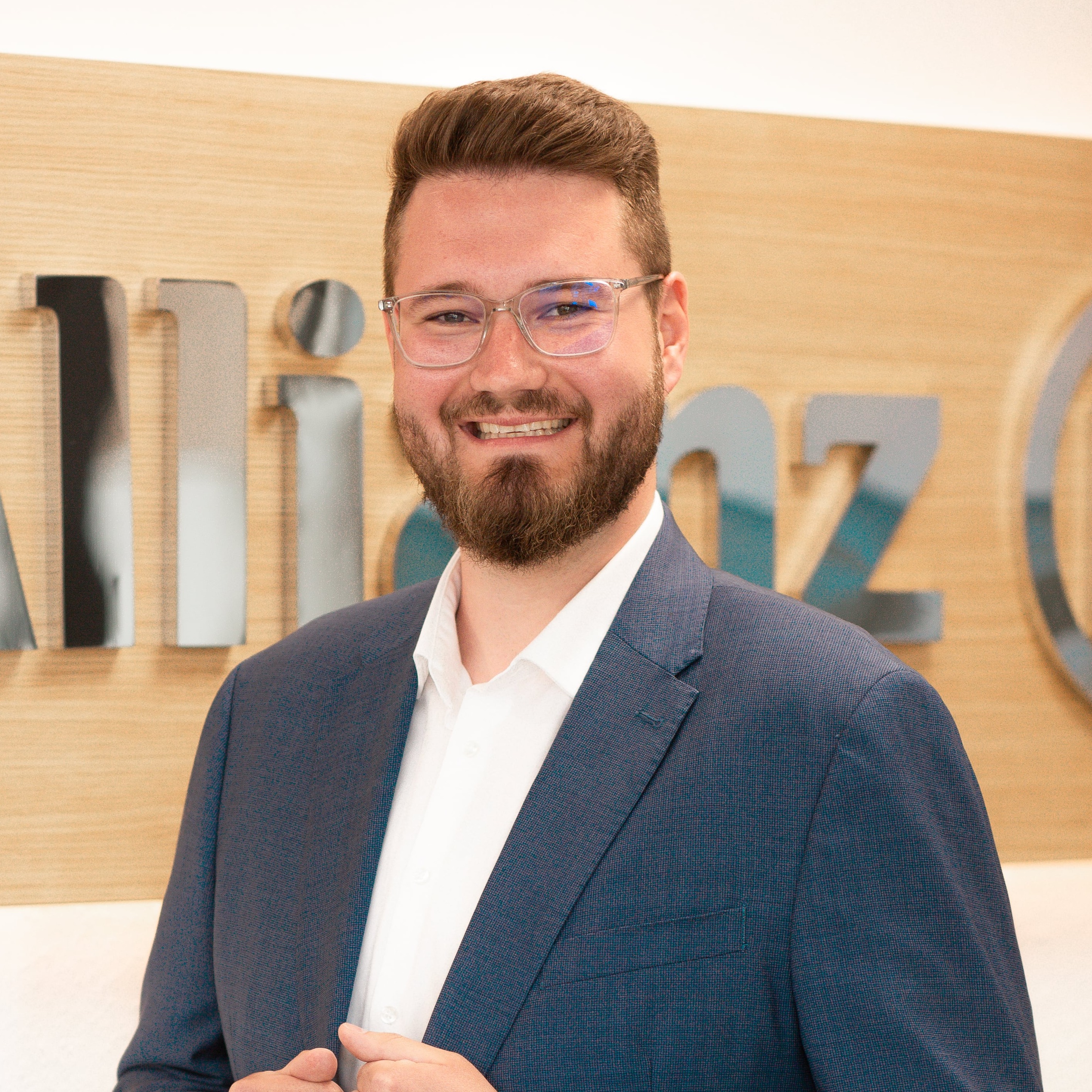 Allianz Versicherung Lübbehusen u.Schnuck GbR Damme - Robin Hellmich