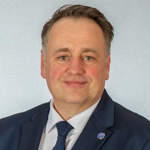Allianz Versicherung Lutz Schmidt Seebad Ahlbeck - Spezialist für das Firmengeschäft Enrico Uhlig