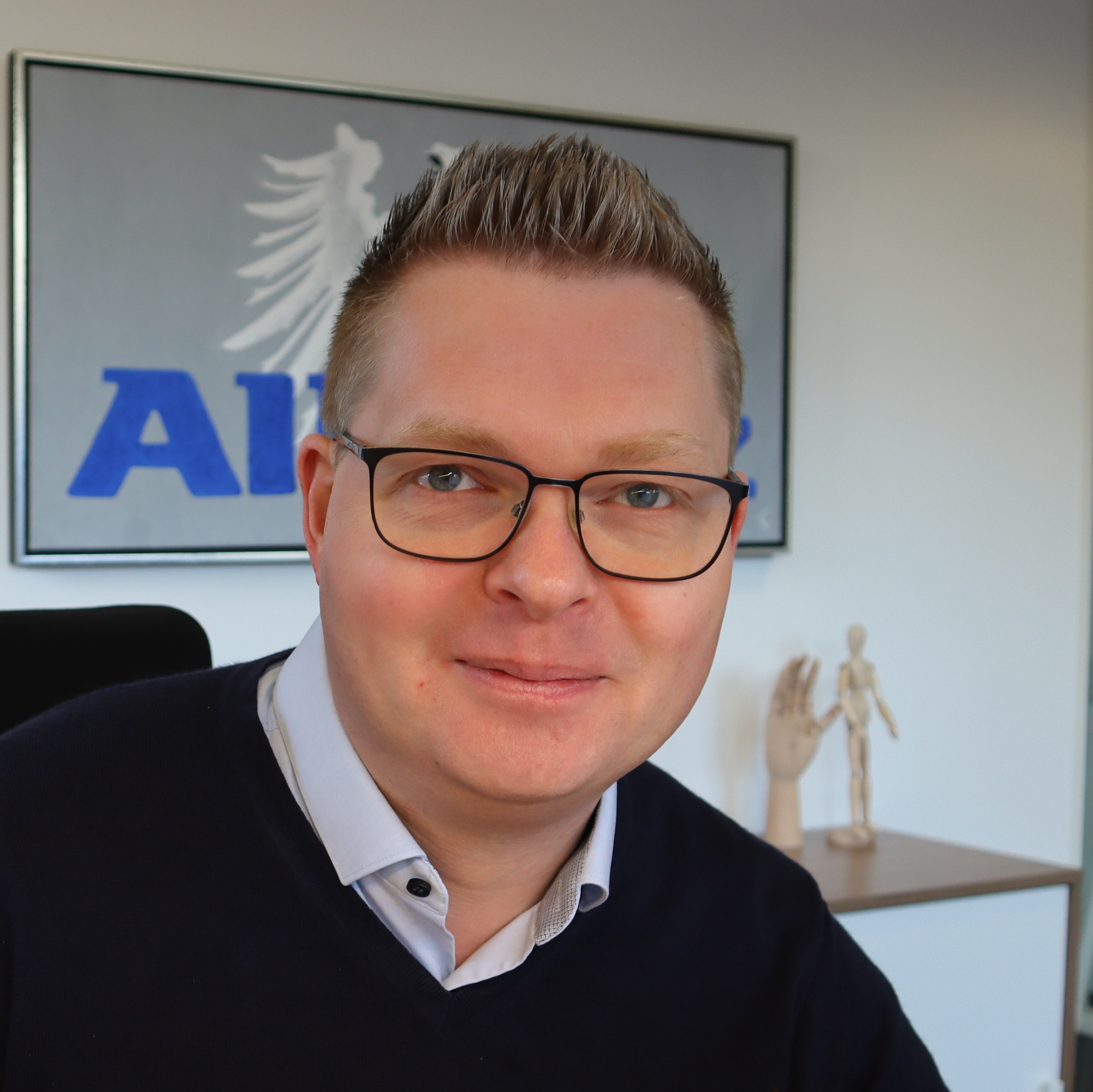 Allianz Versicherung Michael Praest Langenberg - Tobias