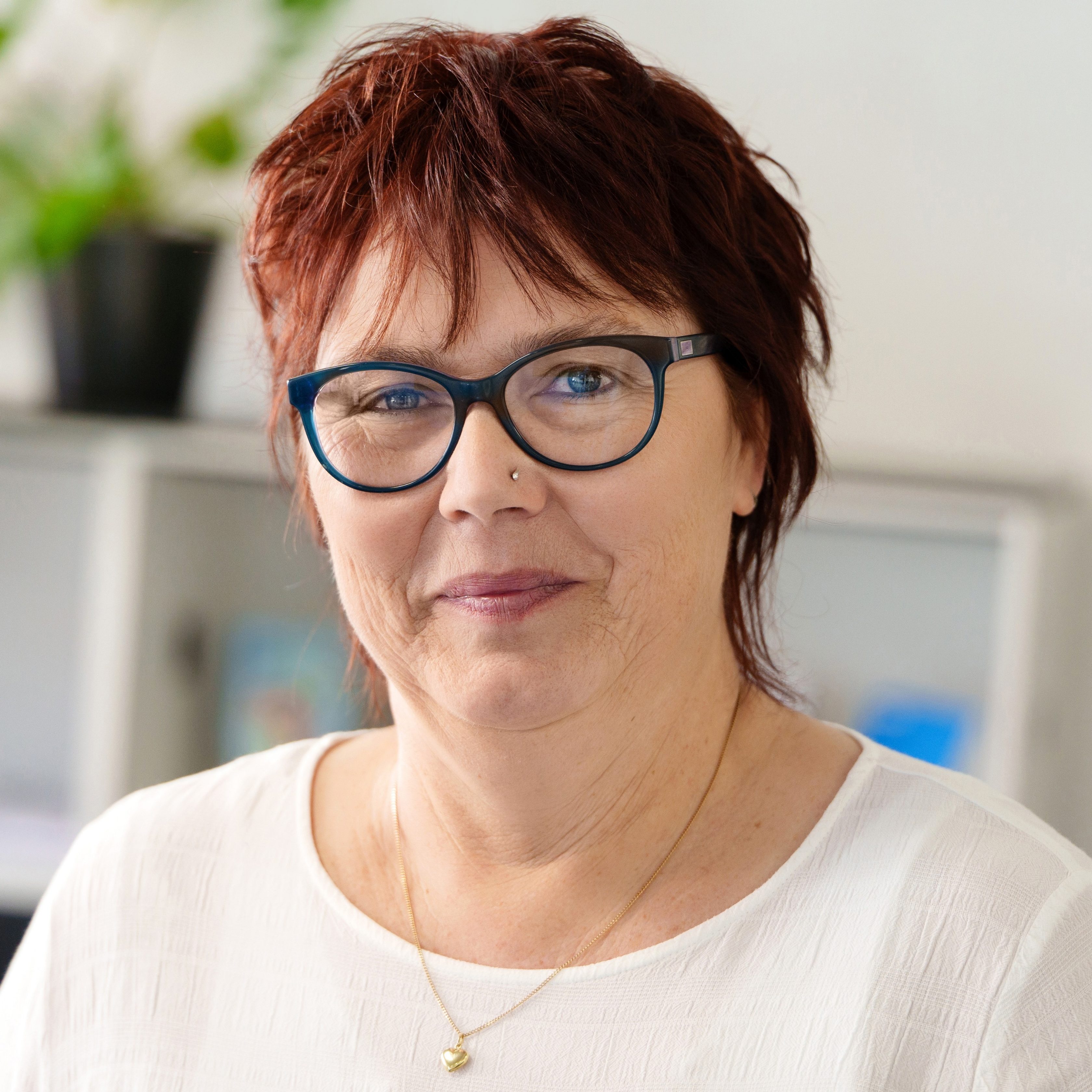 Allianz Versicherung Anja und Marco Mallon GbR Leinefelde-Worbis - Büroassistentin Heike Müller 