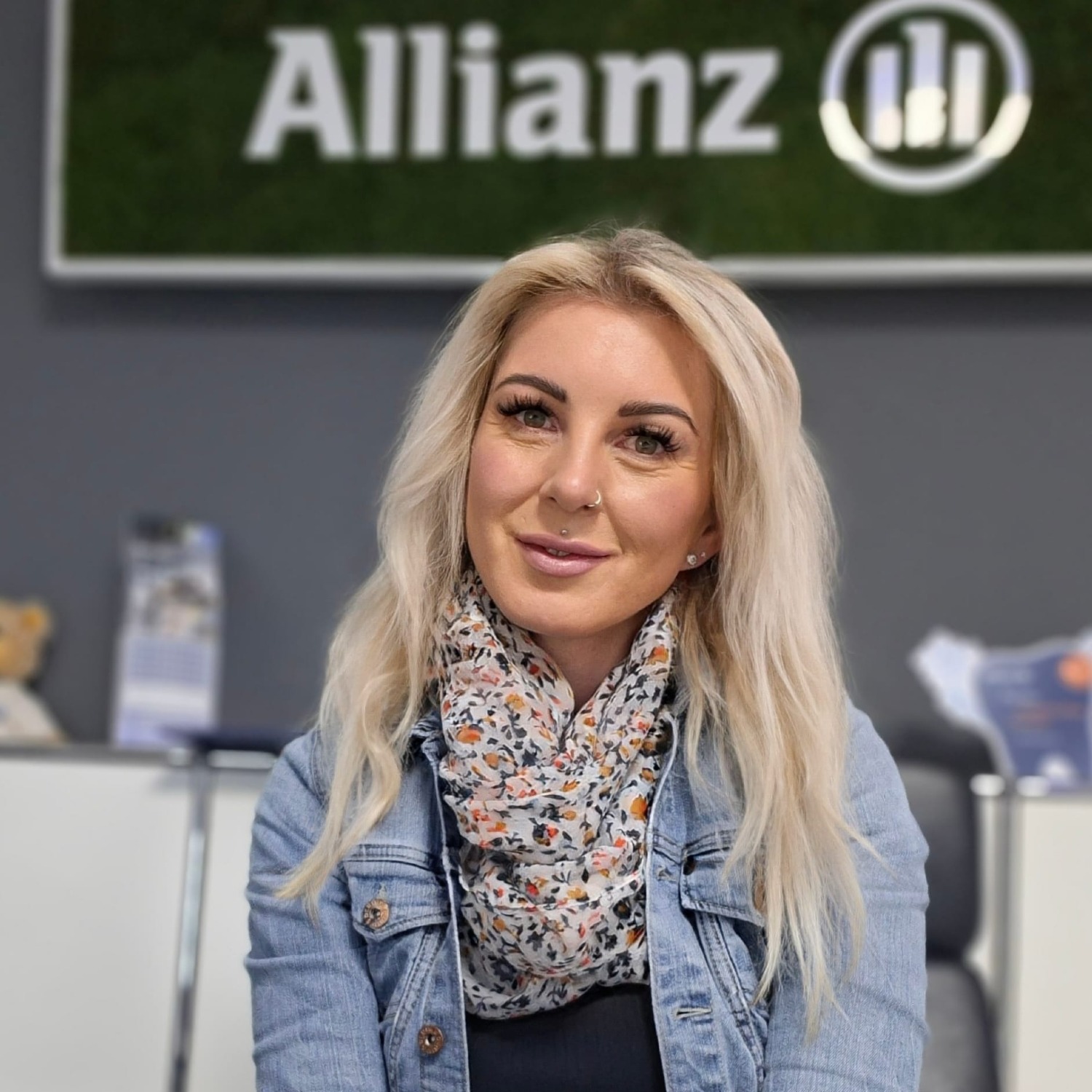 Allianz Versicherung Marc Ludwig Chemnitz - Julia Aniol