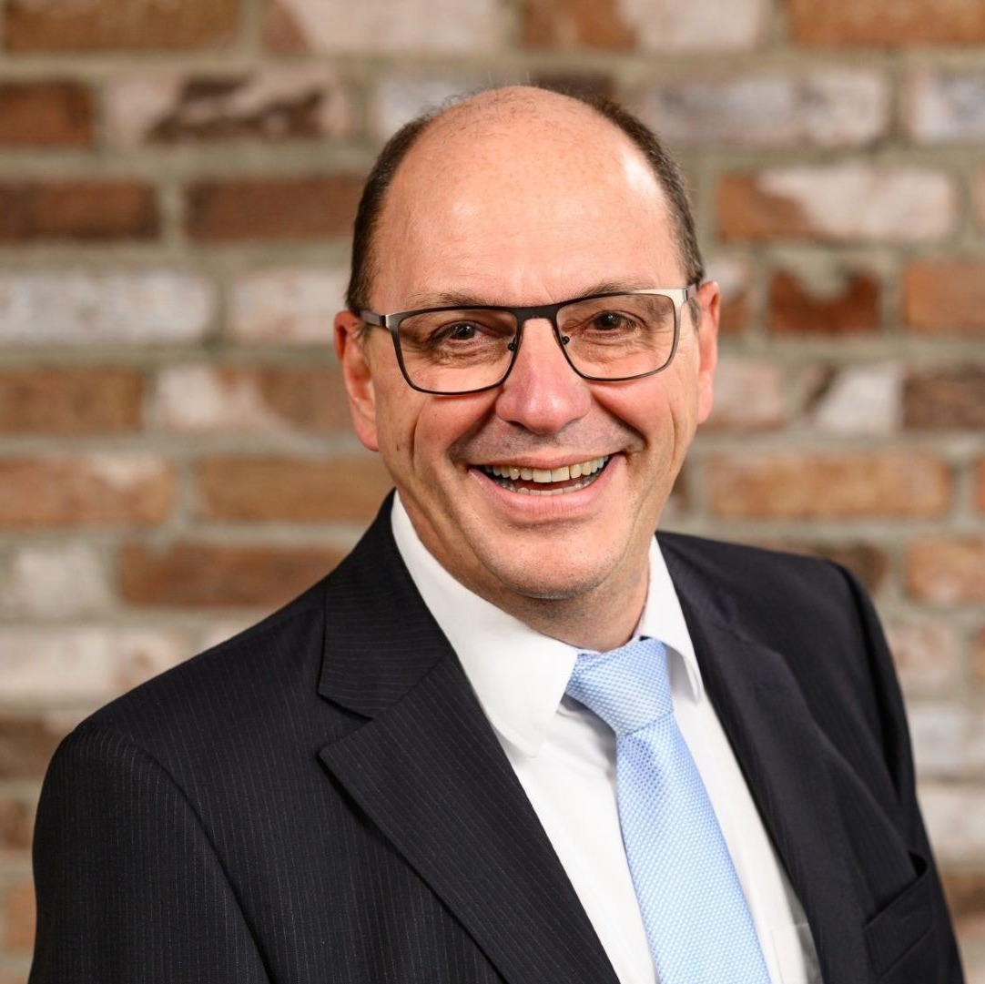 Allianz Versicherung Marcel Peev Solingen - Thomas Knoop