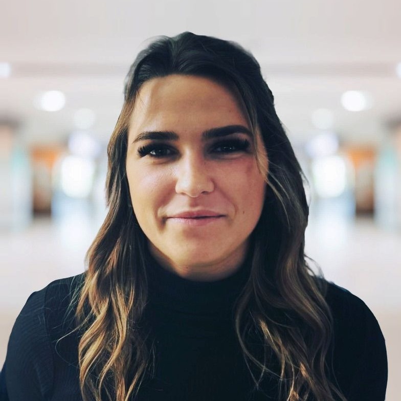 Allianz Versicherung Marcel Peev Solingen - Samira Funk