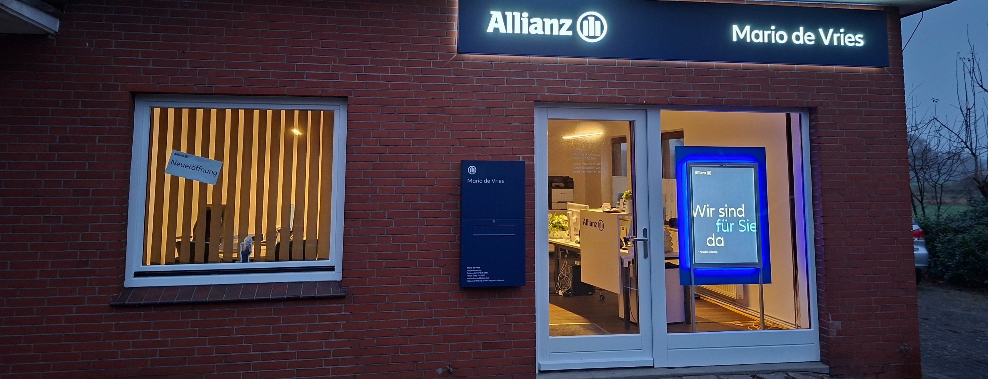 Allianz Versicherung Mario de Vries Aurich - Allianz Büro Mario de Vries Aurich-Middels nachts