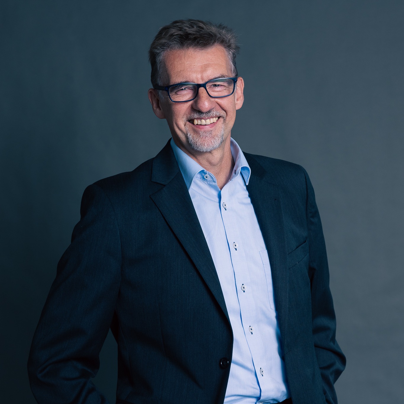 Agenturinhaber Allianz Versicherung Römhild und Röllke Inh. Martin Mutz Paderborn - Agenturinhaber