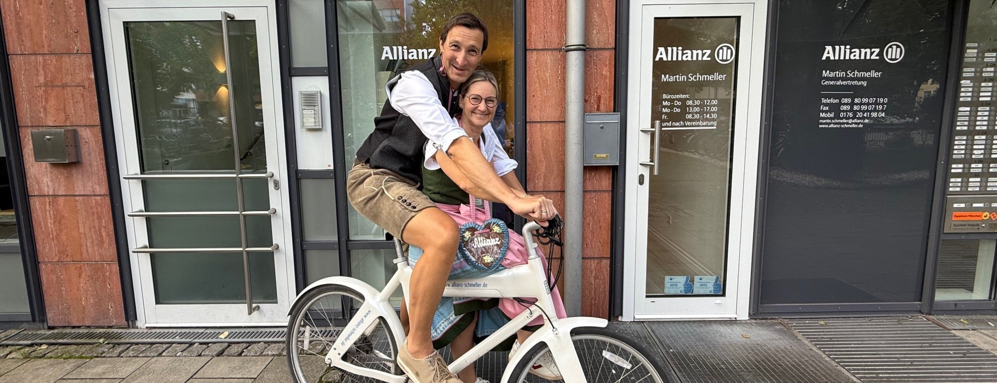 Allianz Versicherung Martin Schmeller München - Vertrauen, Verlässlichkeit und starke Produkte !