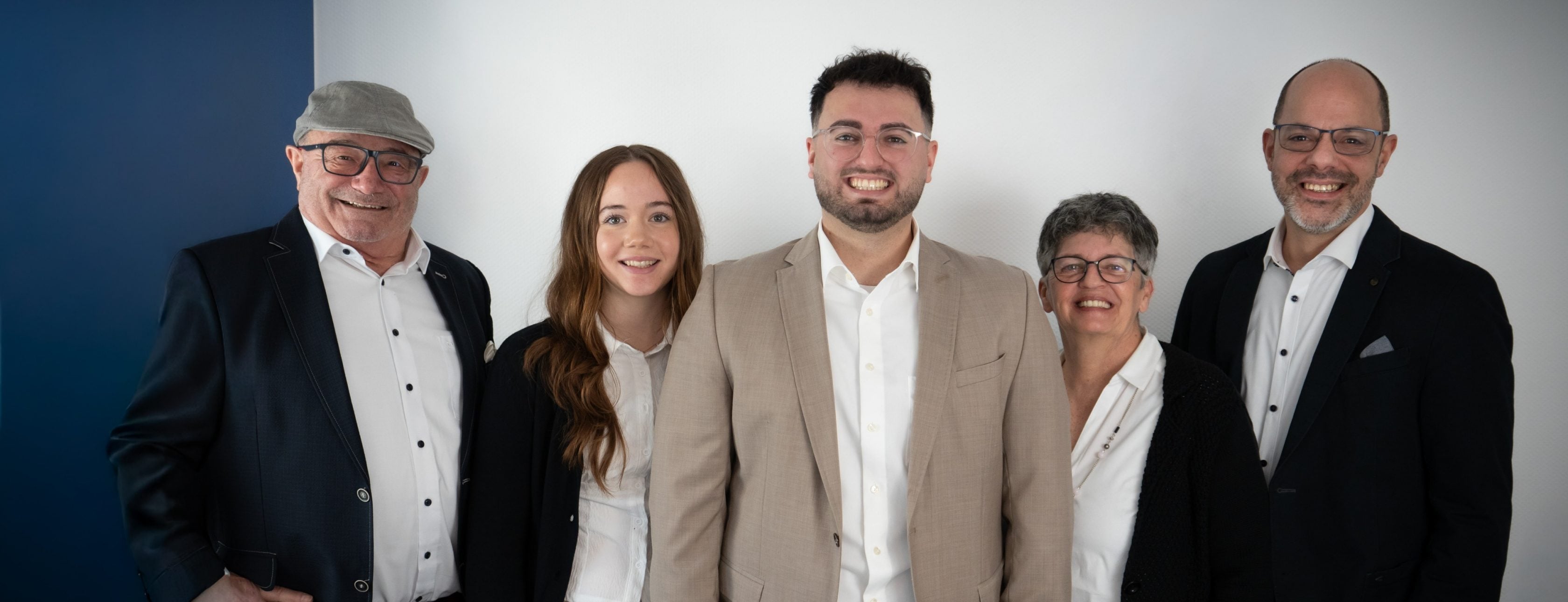 Allianz Versicherung Marvin Otten Olzheim - Team neu