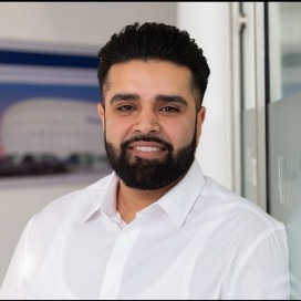 Allianz Versicherung Matthias Gaus Hamburg - Ayaz Farooq