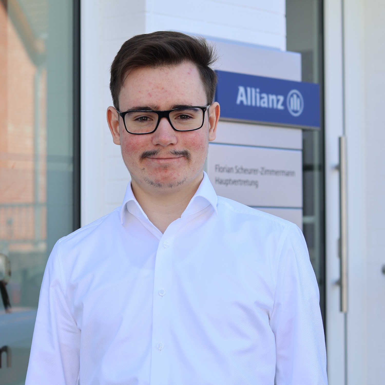 Allianz Versicherung Mertens und Scheurer OHG Hürth - Simon Volkmann