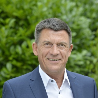Allianz Versicherung Michael Nauheim Darmstadt - Michael Nauheim